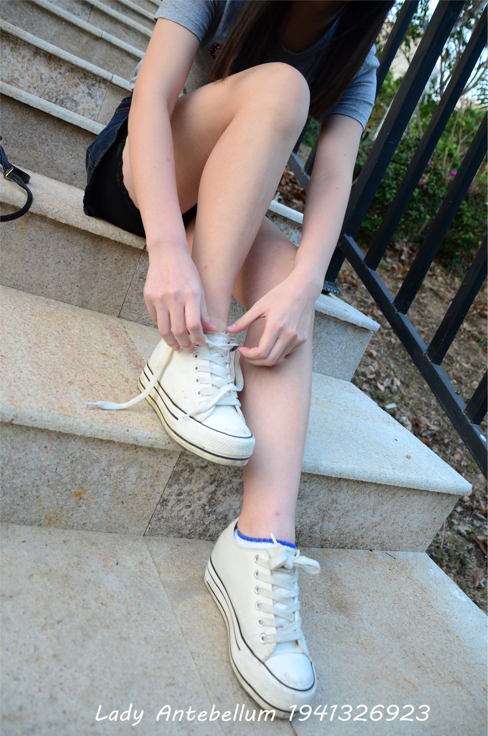 战前女神  恋足美腿棉袜女神级摄影套图 087