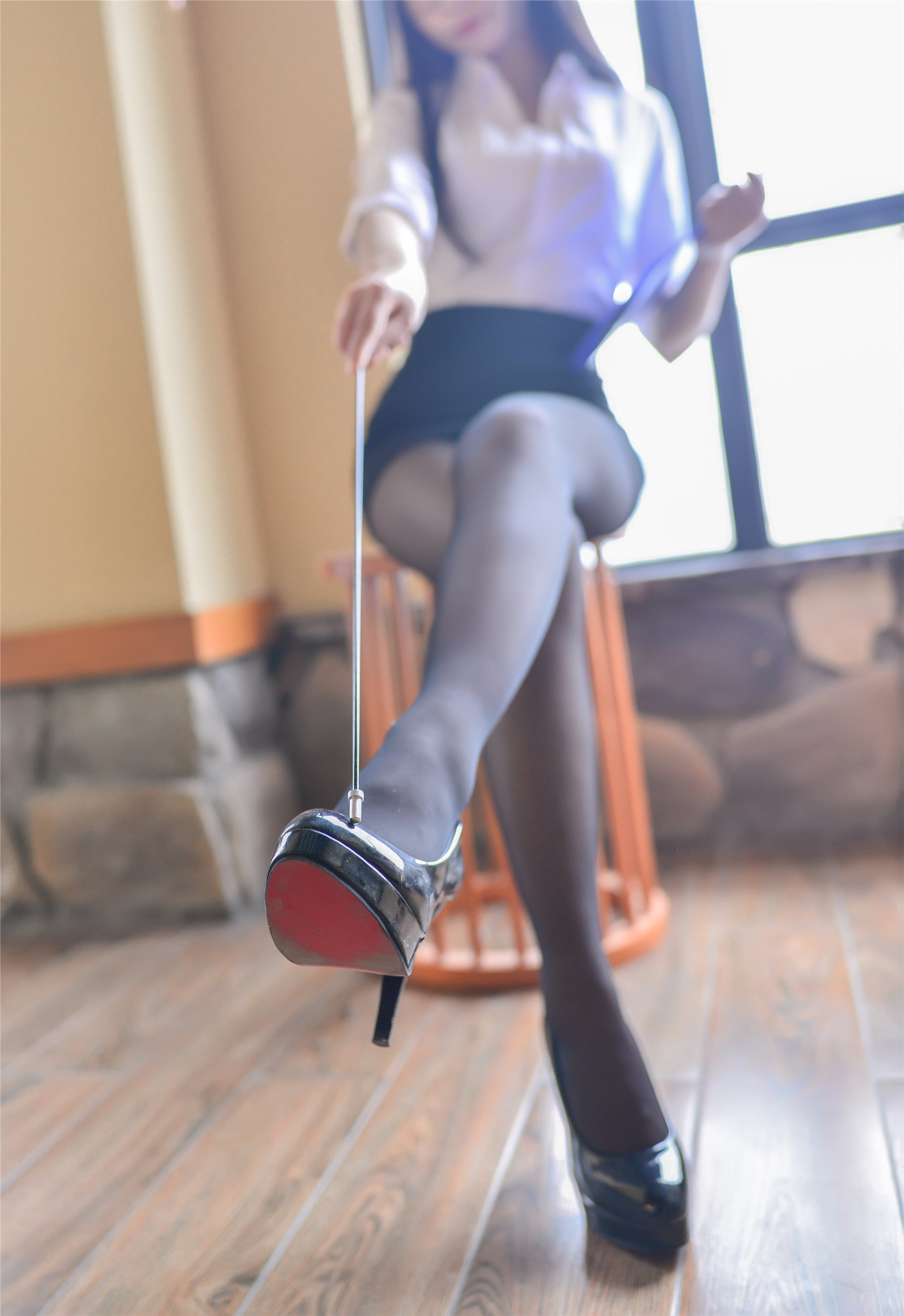 Cos小姐姐雪琪- 教师黑丝