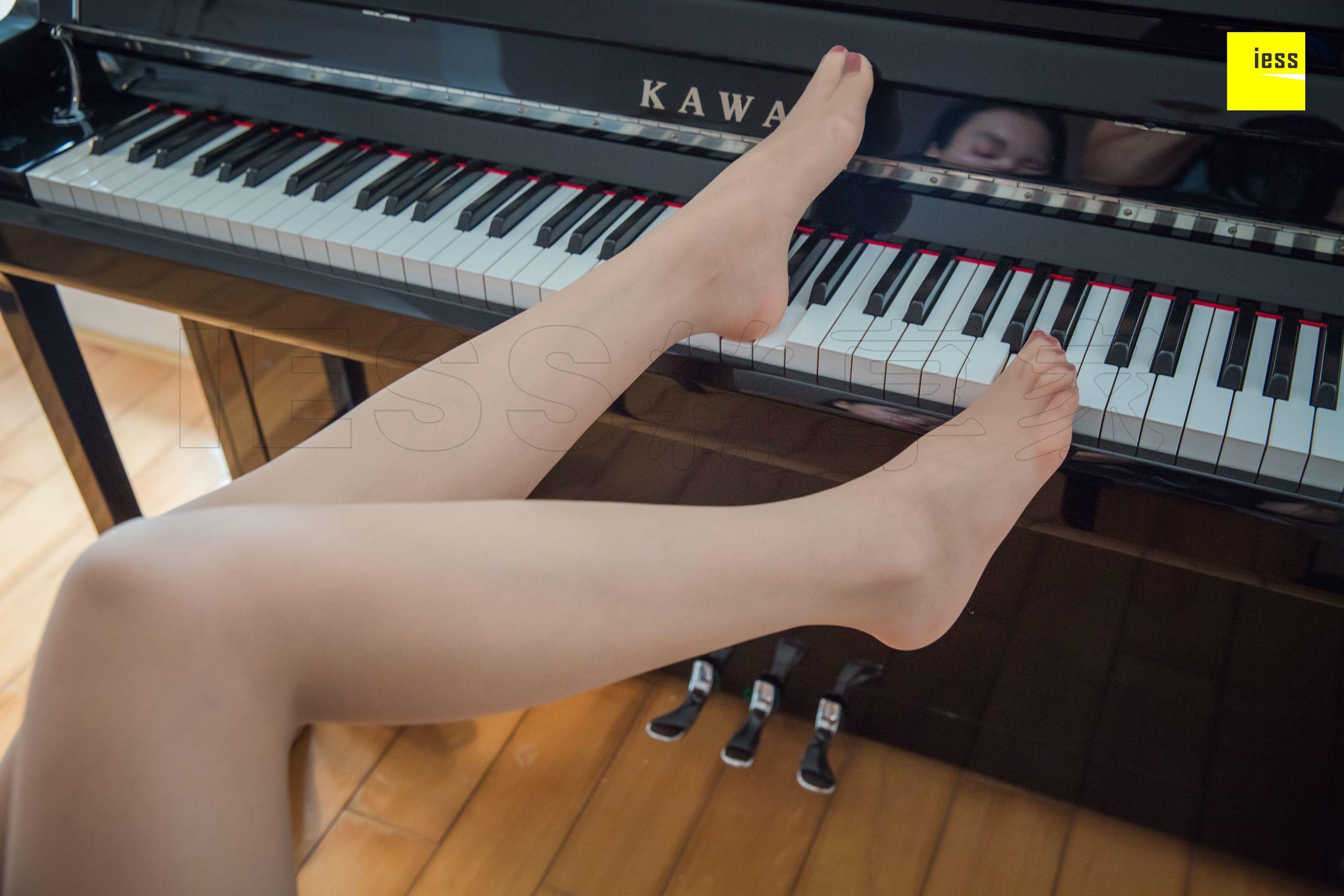 IESS异思趣向  2018.07.24 丝享家279：《黑白琴键上的美足》七七