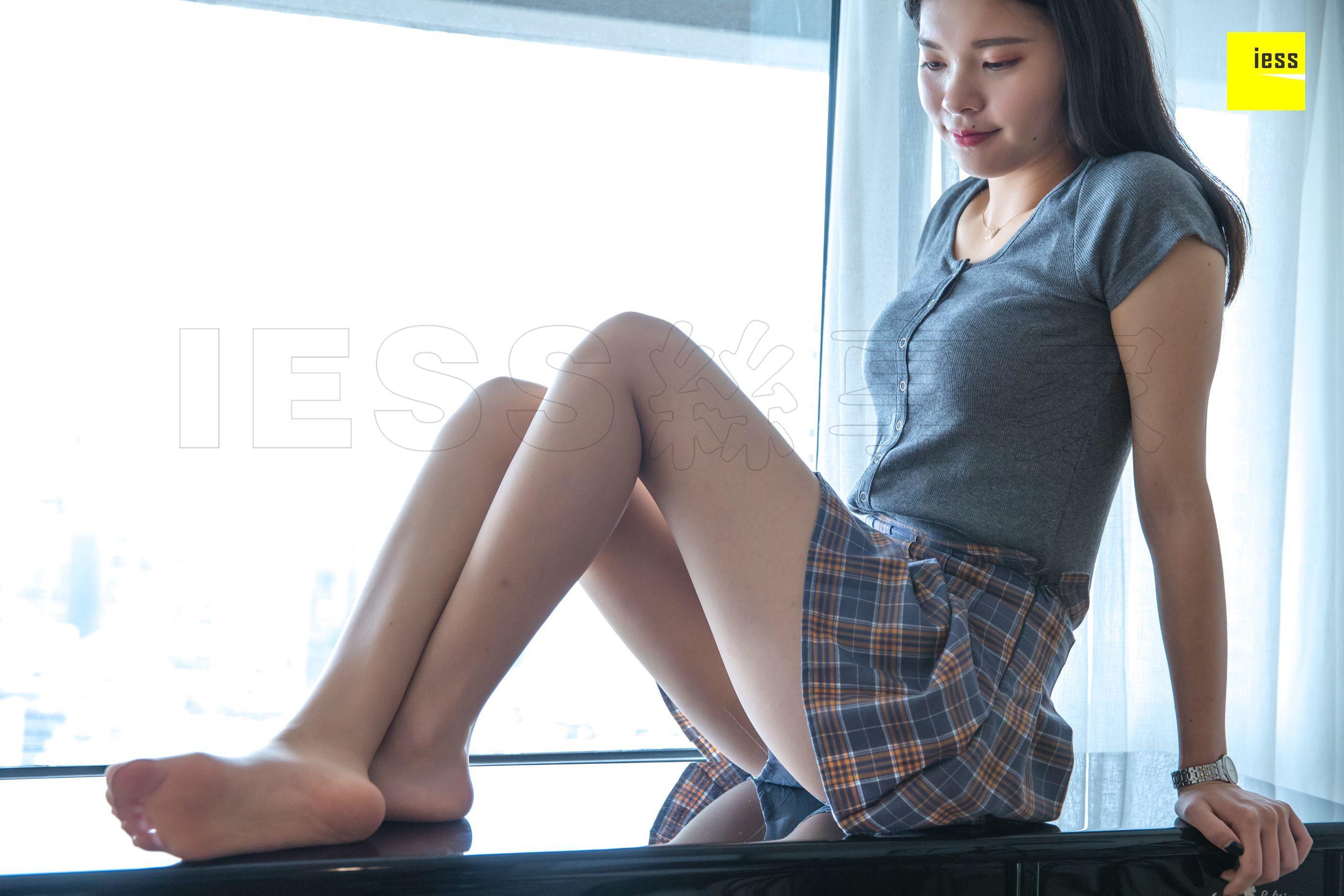 IESS异思趣向  2018.07.24 丝享家279：《黑白琴键上的美足》七七