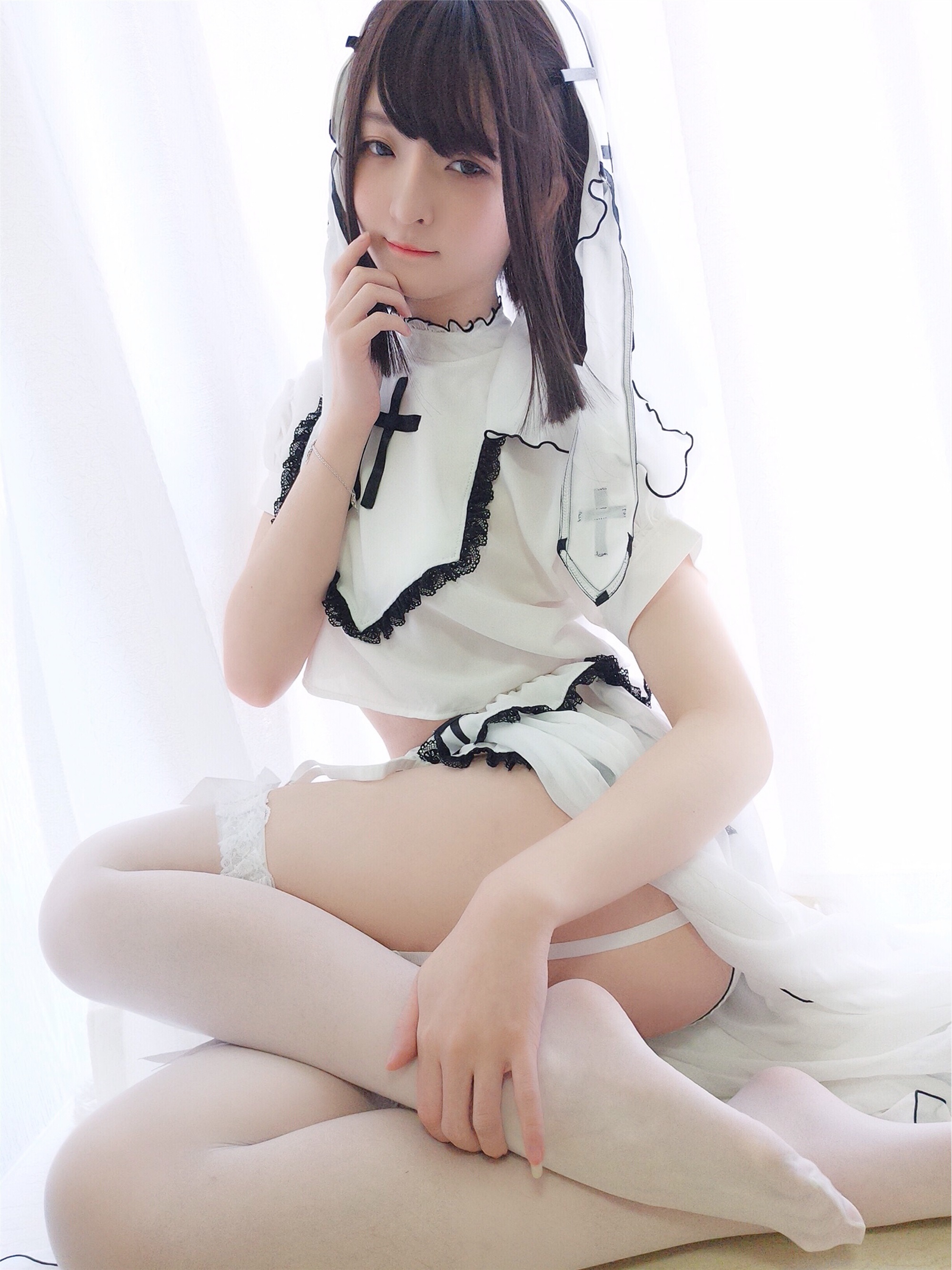 一小央泽-白修女