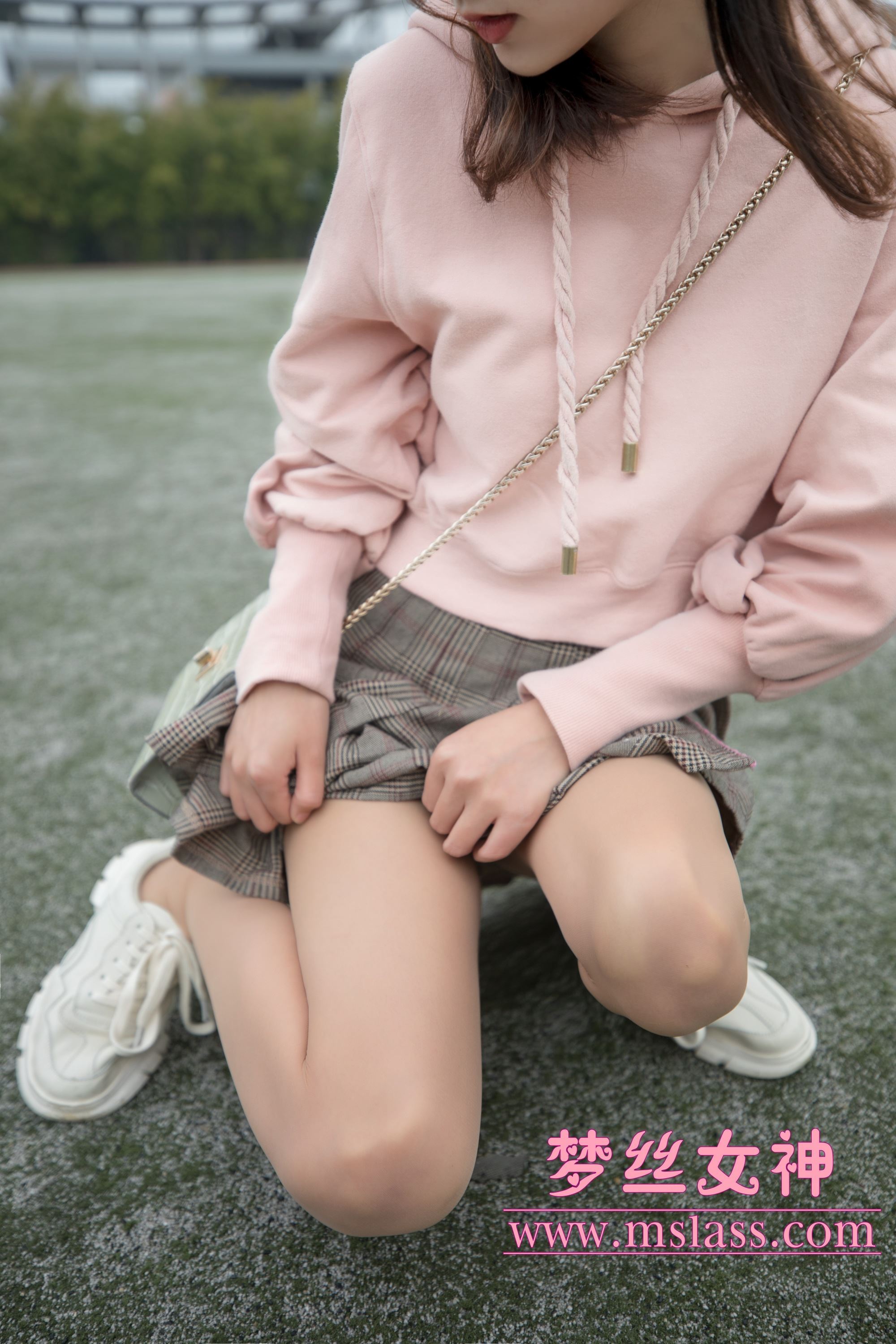 MSLASS梦丝女神  2019.04.23 操场的校花小甜心 玥玥