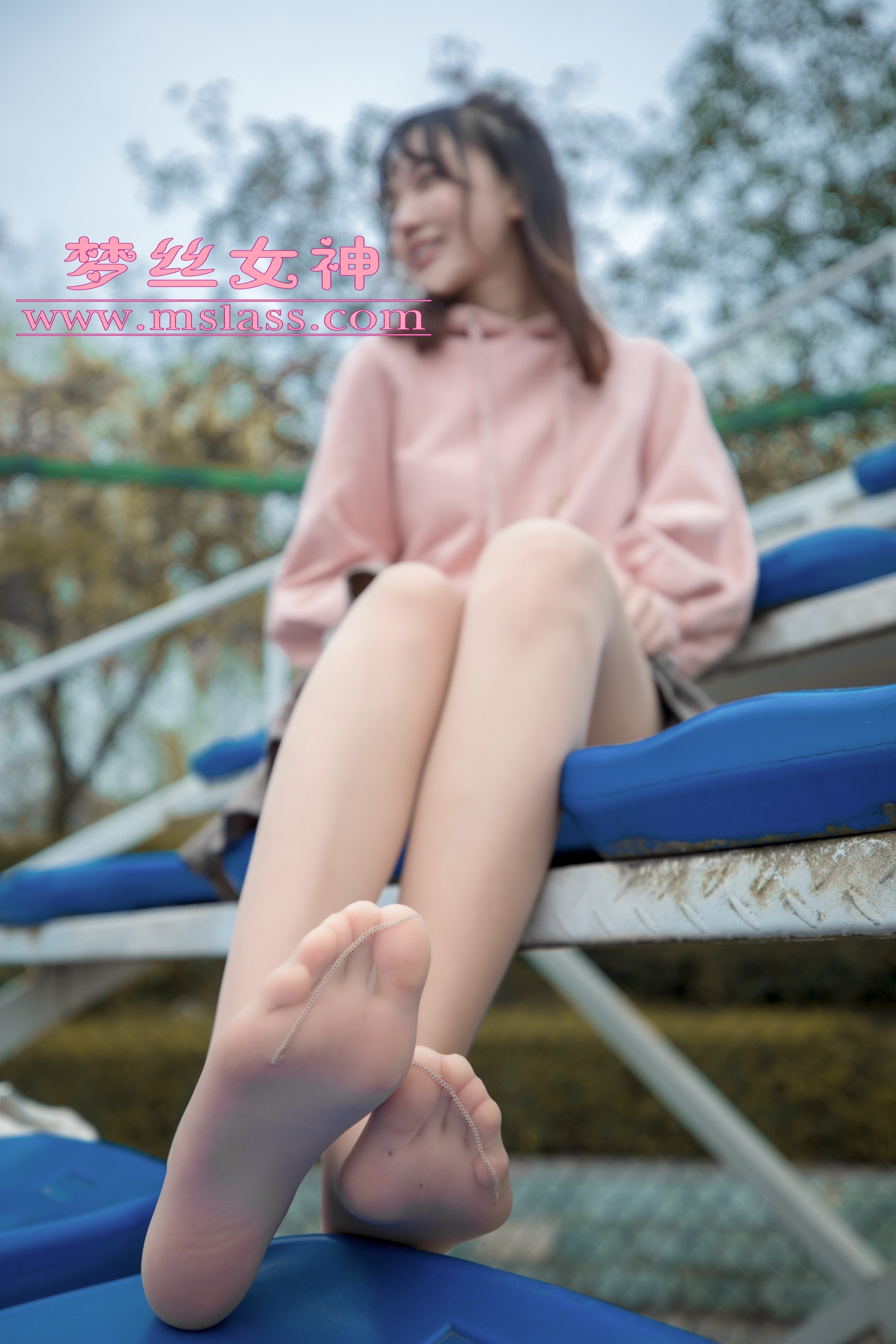 MSLASS梦丝女神  2019.04.23 操场的校花小甜心 玥玥