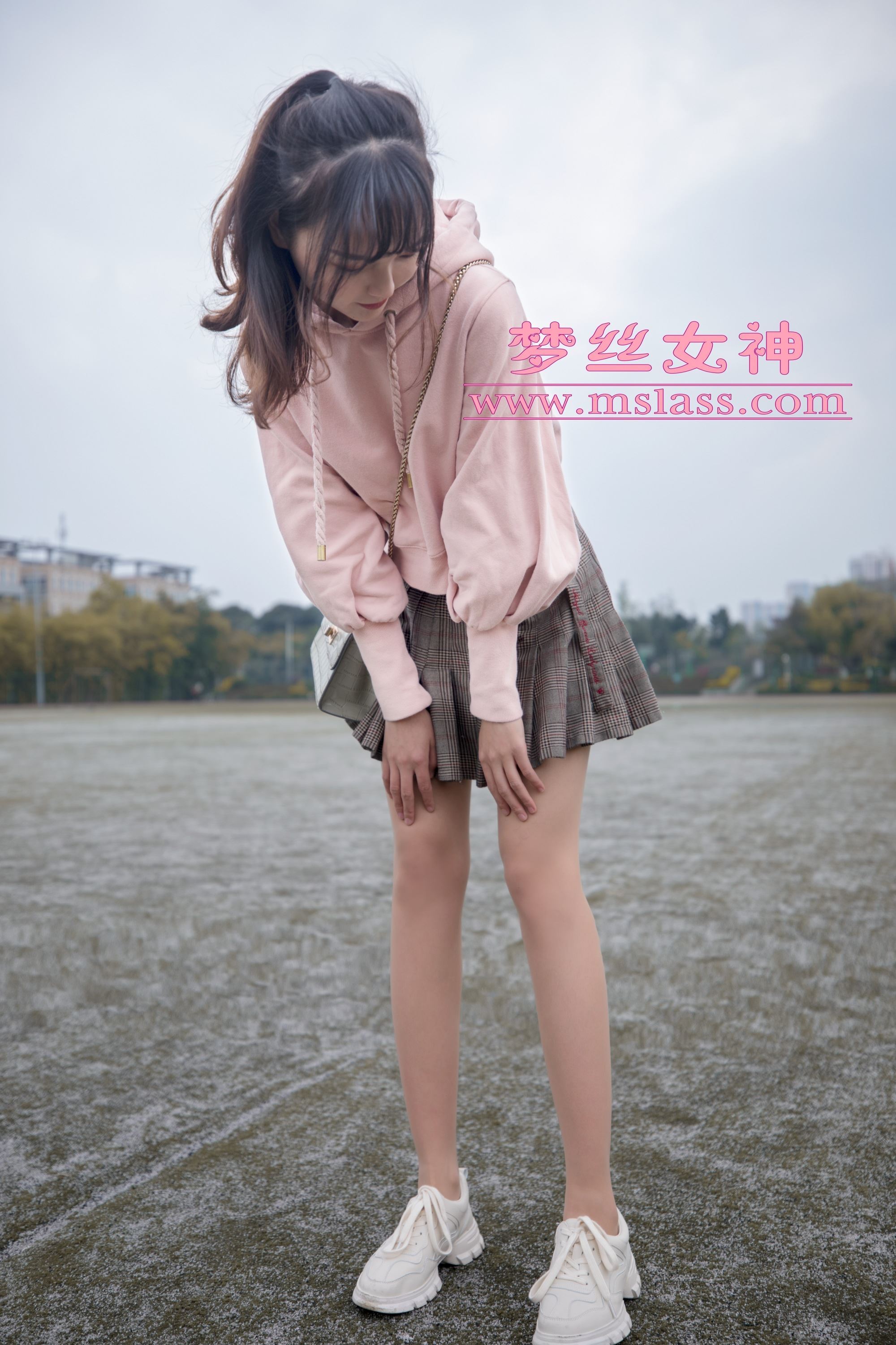 MSLASS梦丝女神  2019.04.23 操场的校花小甜心 玥玥