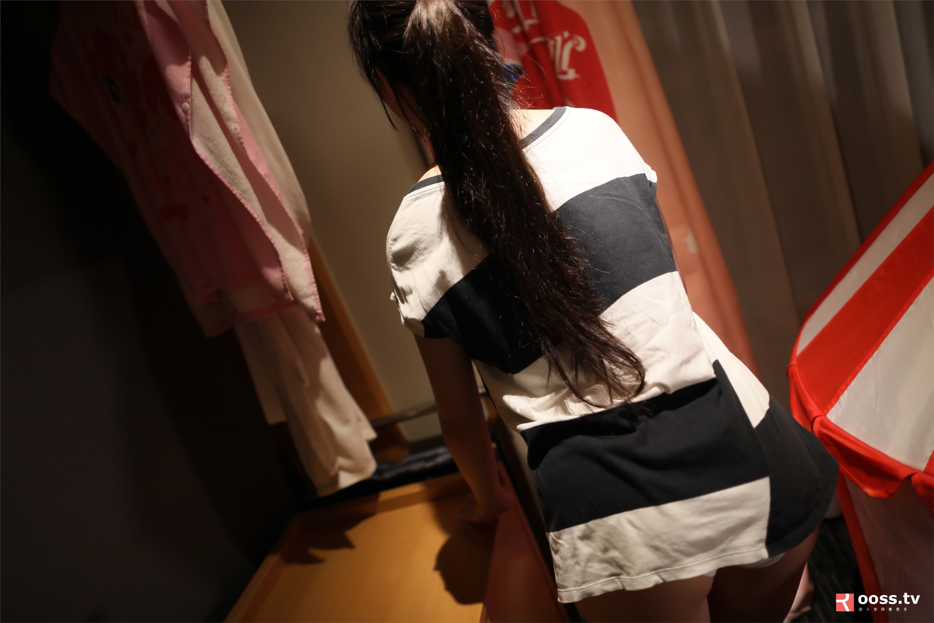 ROSI写真集No.2811