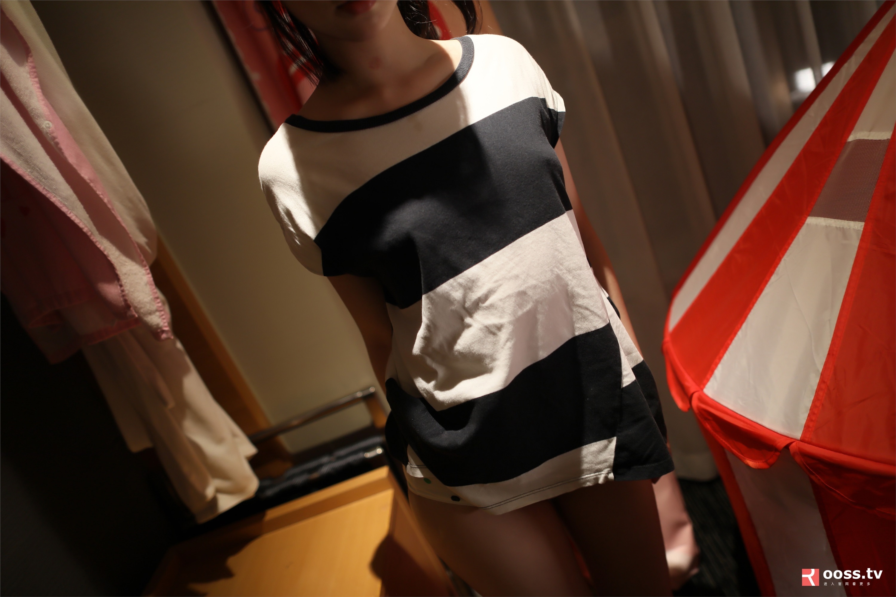 ROSI写真集No.2811