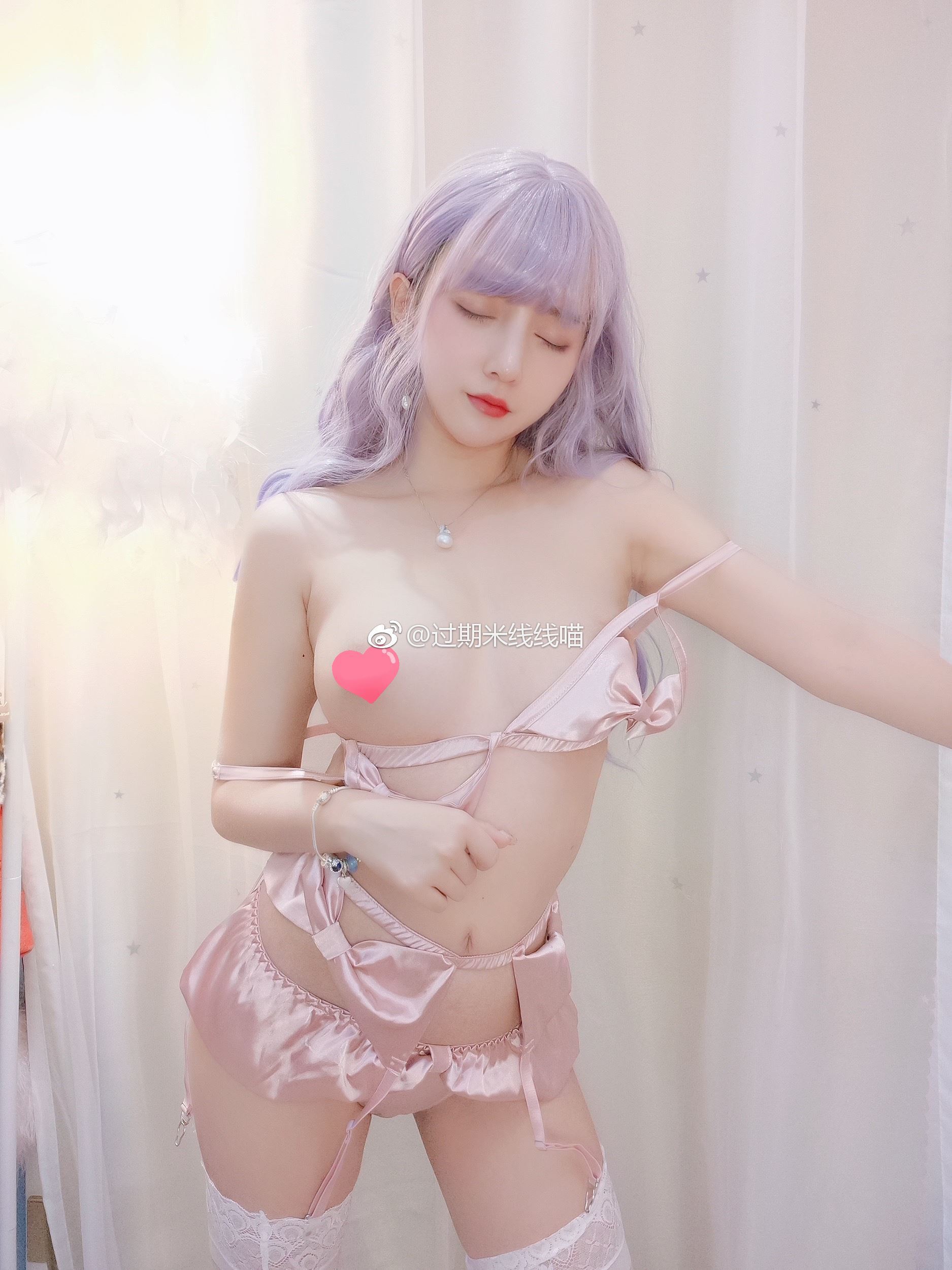 过期米线线喵 粉色有动态图