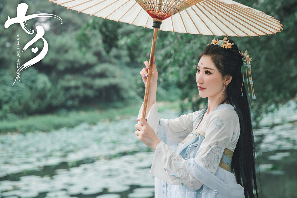 TouTiao头条女神 2019-08-07 玄子