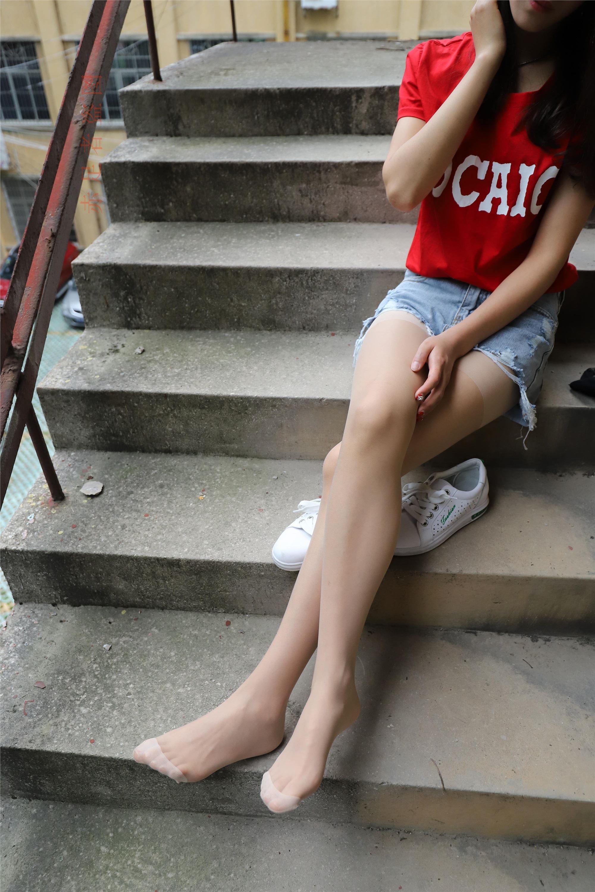 大西瓜套图 2018 6月活动模特1   长si 船袜(两套）2