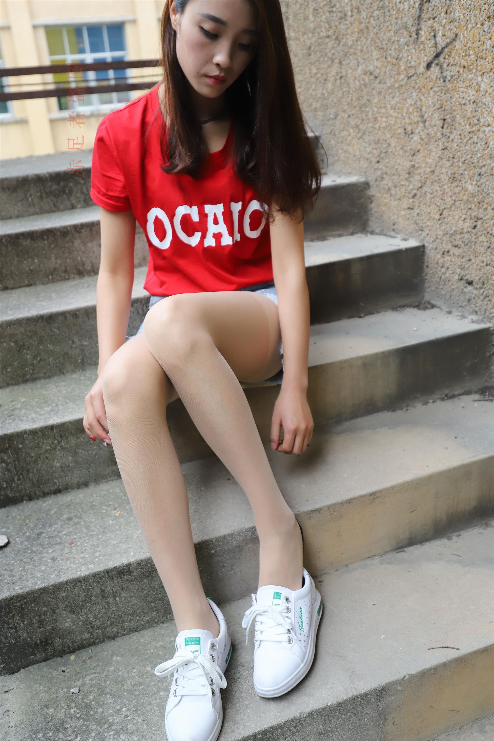 大西瓜套图 2018 6月活动模特1   长si 船袜(两套）2