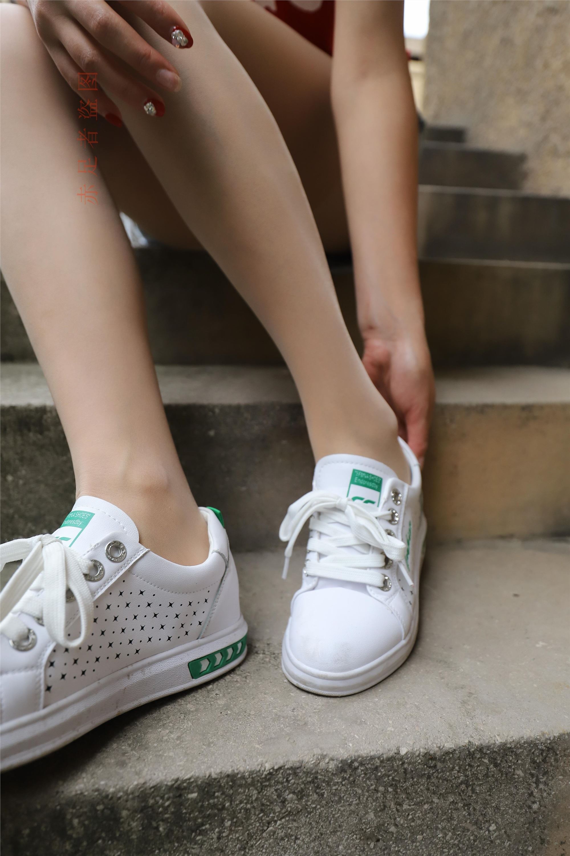 大西瓜套图 2018 6月活动模特1   长si 船袜(两套）2