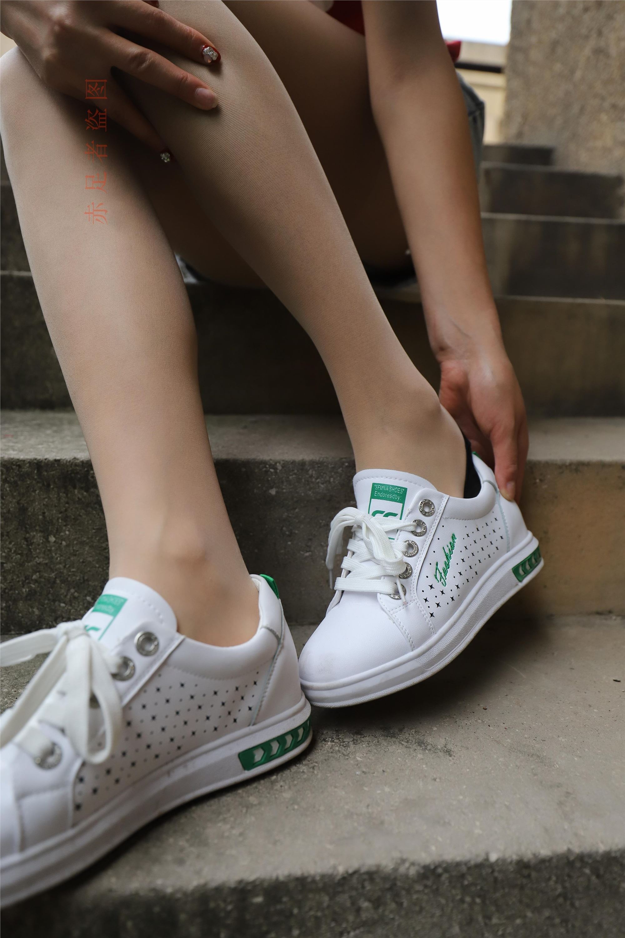 大西瓜套图 2018 6月活动模特1   长si 船袜(两套）2