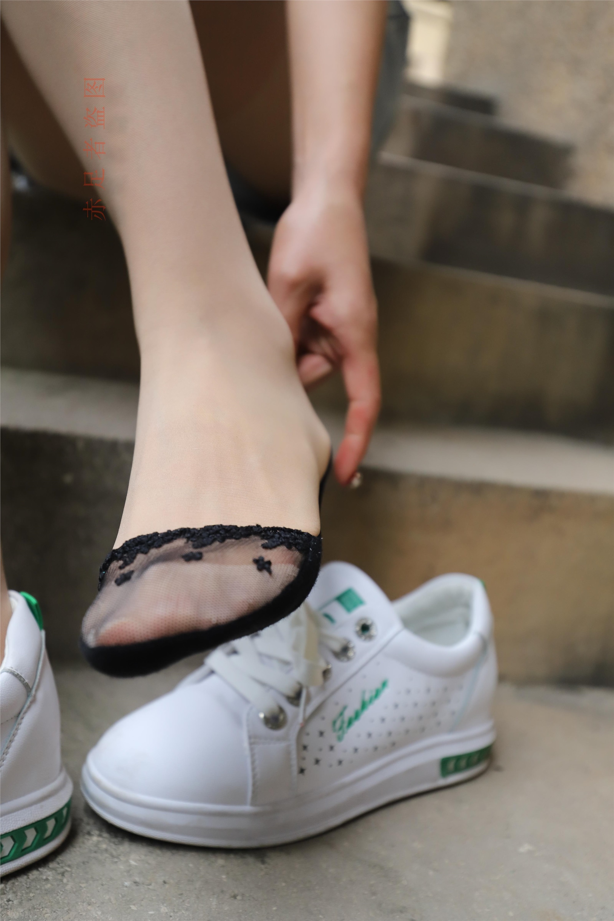 大西瓜套图 2018 6月活动模特1   长si 船袜(两套）2