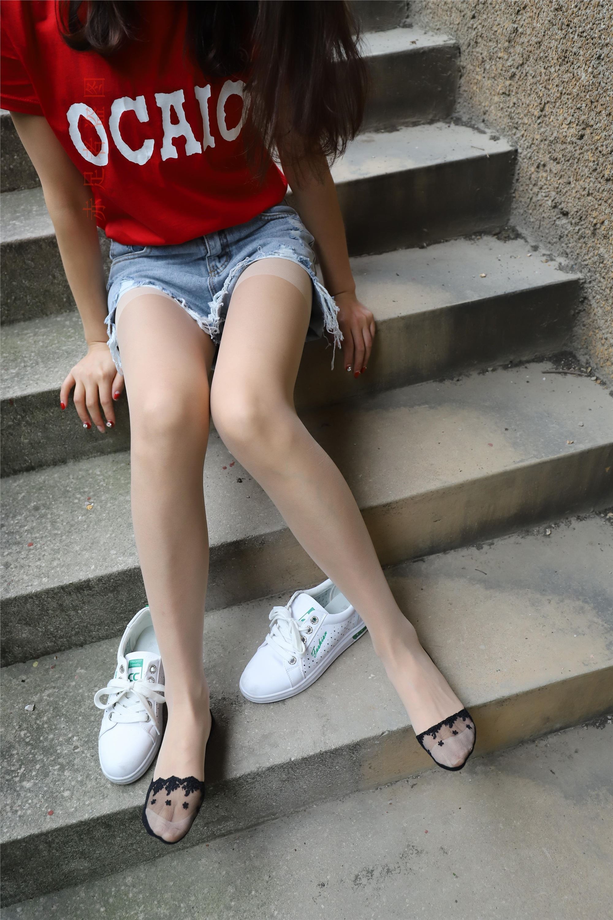 大西瓜套图 2018 6月活动模特1   长si 船袜(两套）2