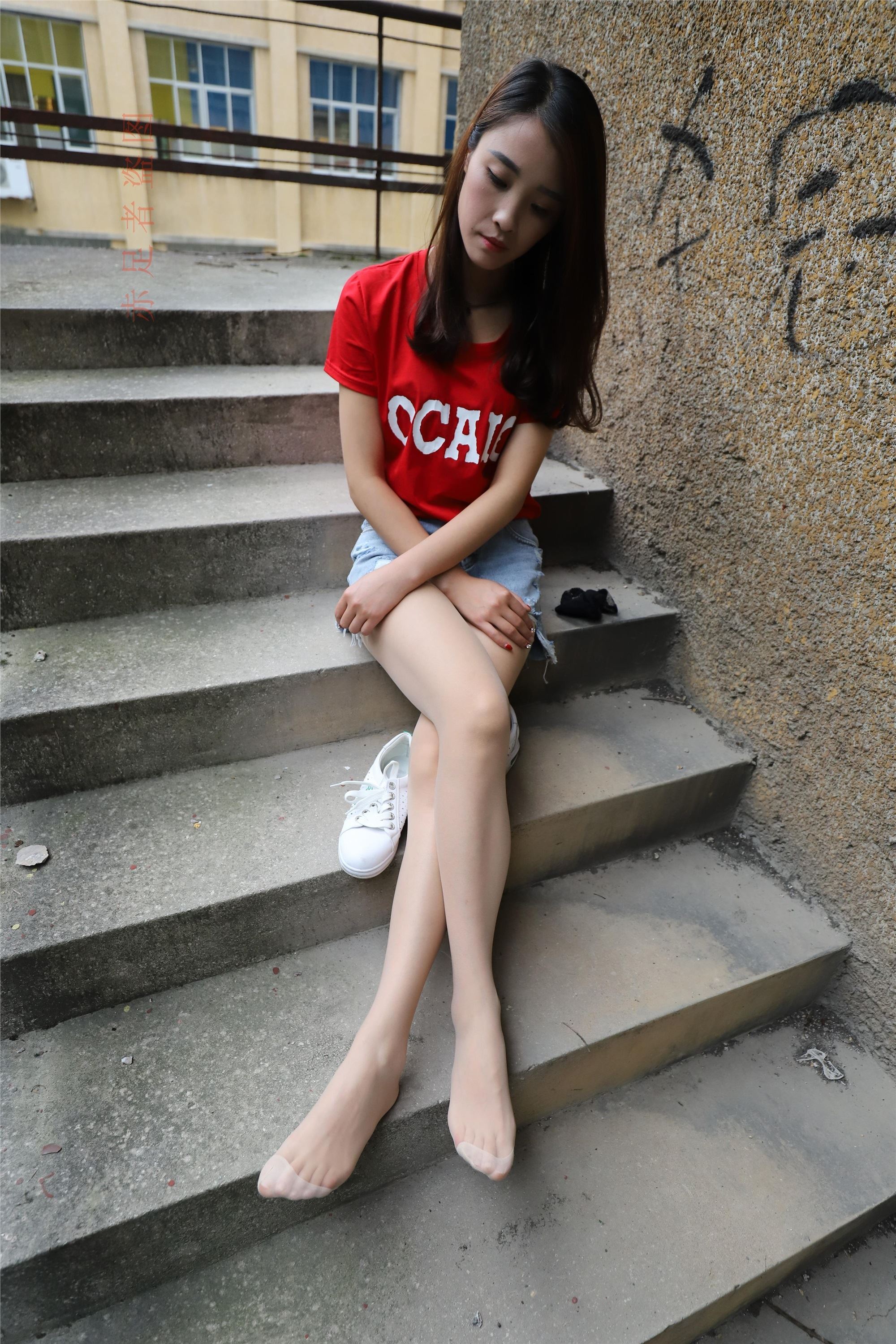 大西瓜套图 2018 6月活动模特1   长si 船袜(两套）2