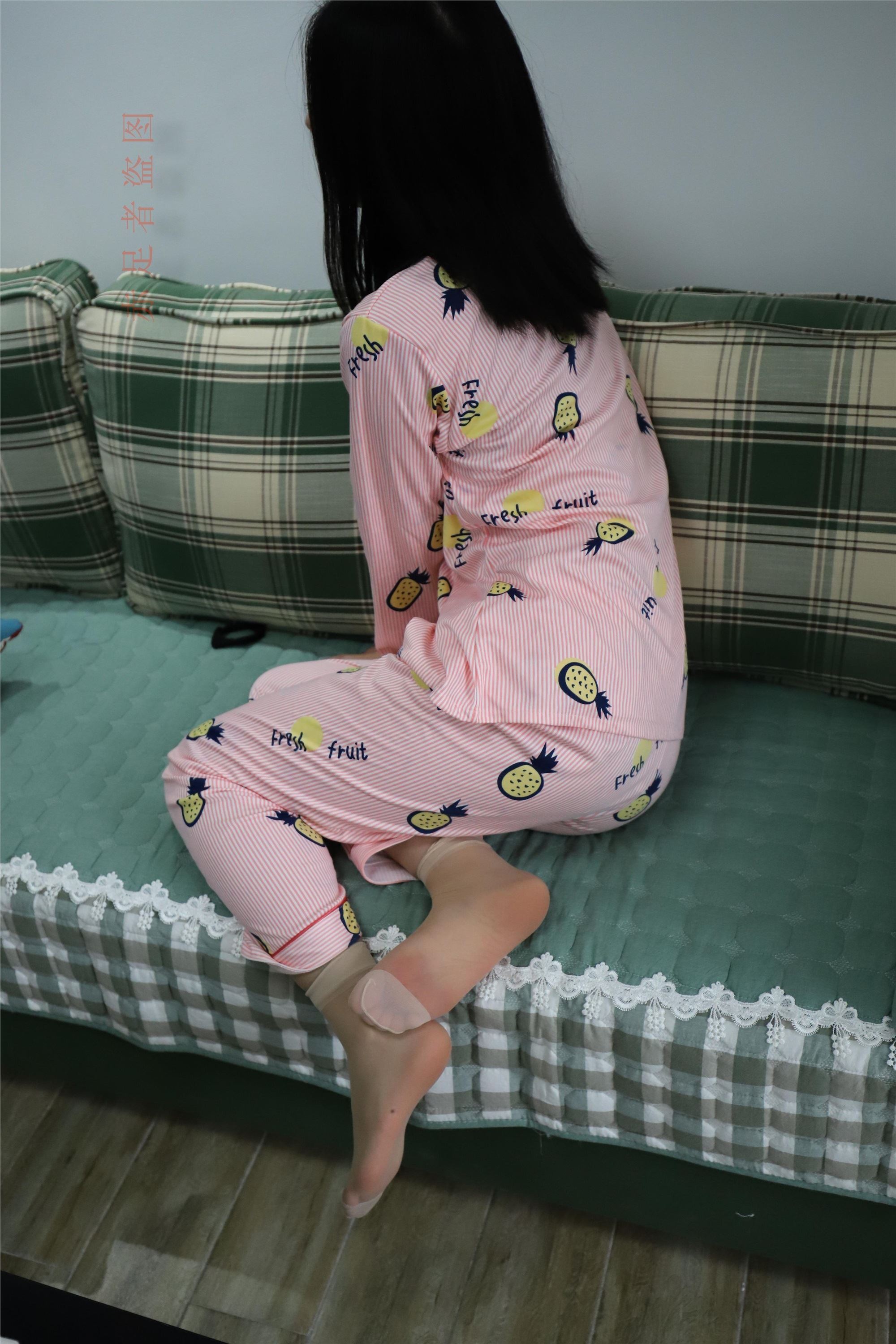 大西瓜套图 2018 6月活动模特2  尝试搭讪 短si 船袜1