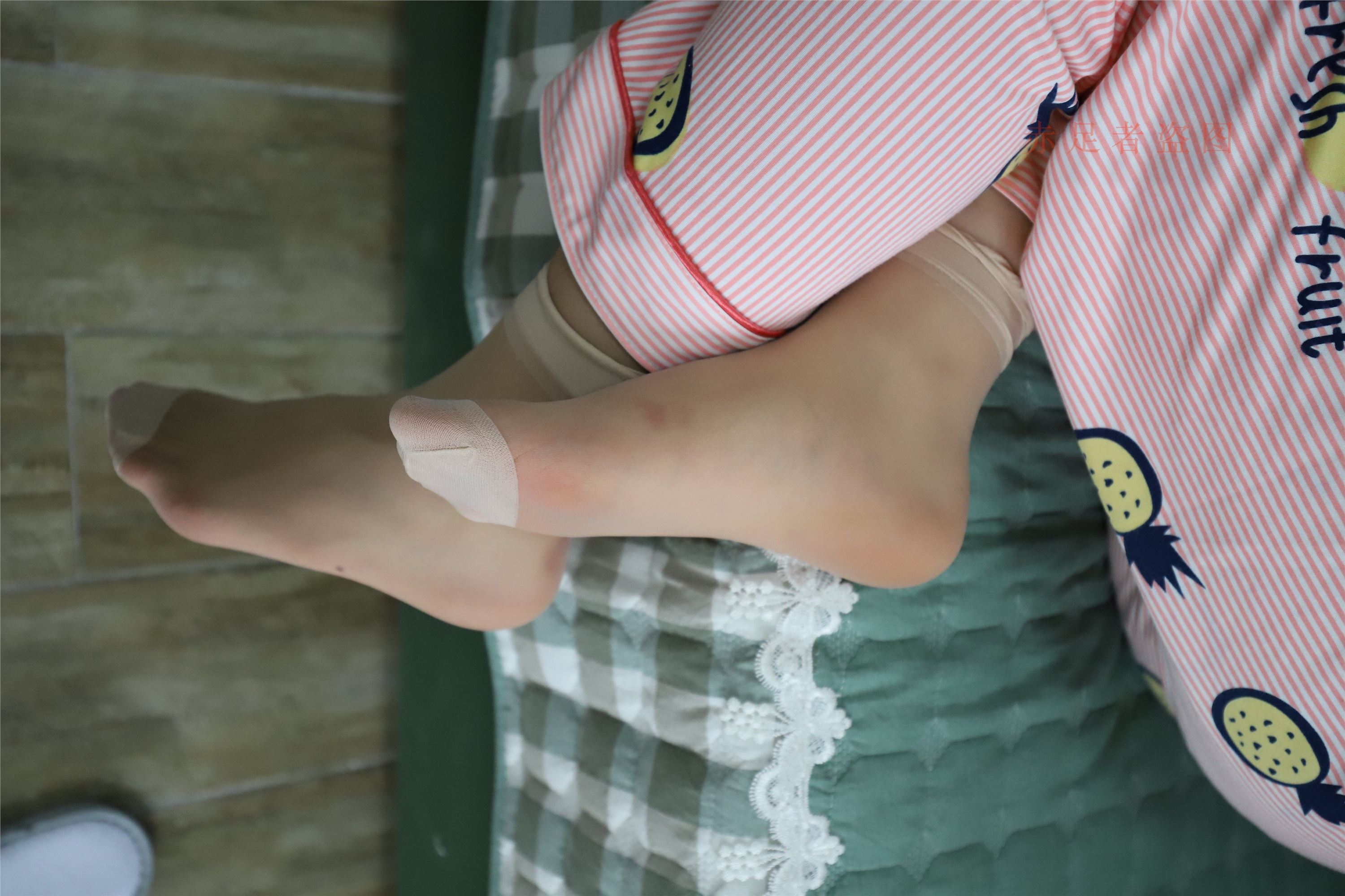 大西瓜套图 2018 6月活动模特2  尝试搭讪 短si 船袜1