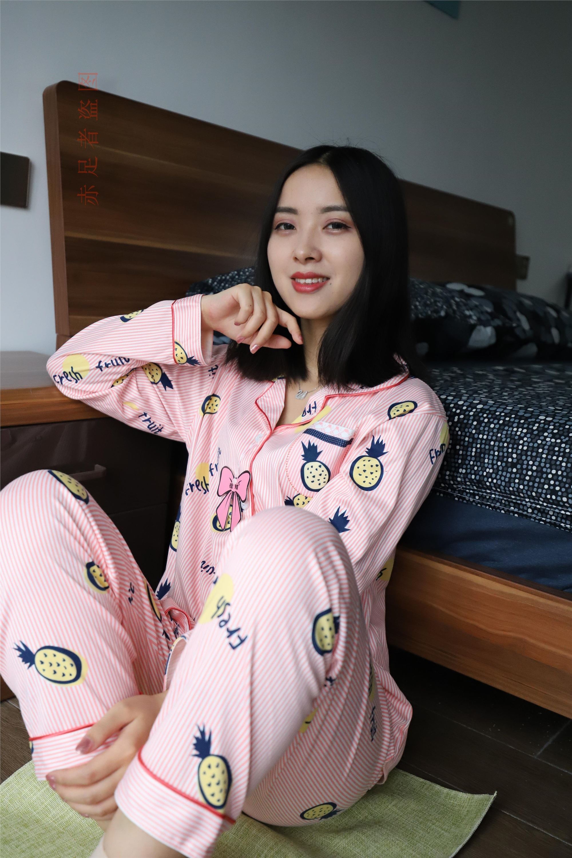 大西瓜套图 2018 6月活动模特2  尝试搭讪 短si 船袜1