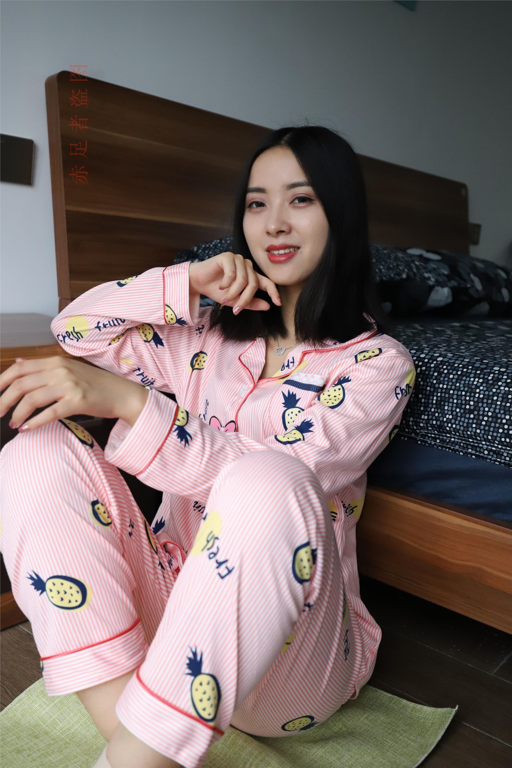 大西瓜套图 2018 6月活动模特2  尝试搭讪 短si 船袜1