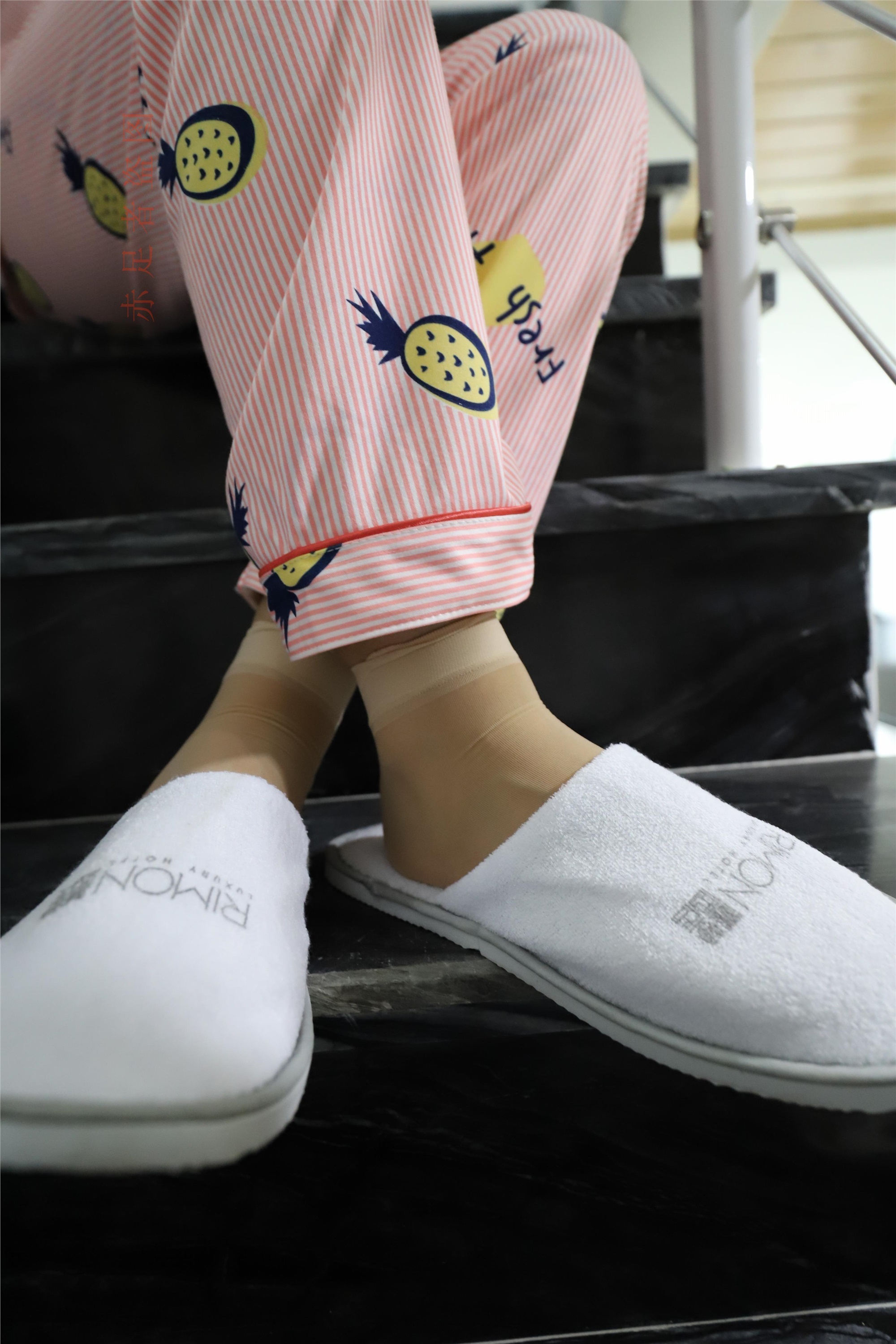 大西瓜套图 2018 6月活动模特2  尝试搭讪 短si 船袜1