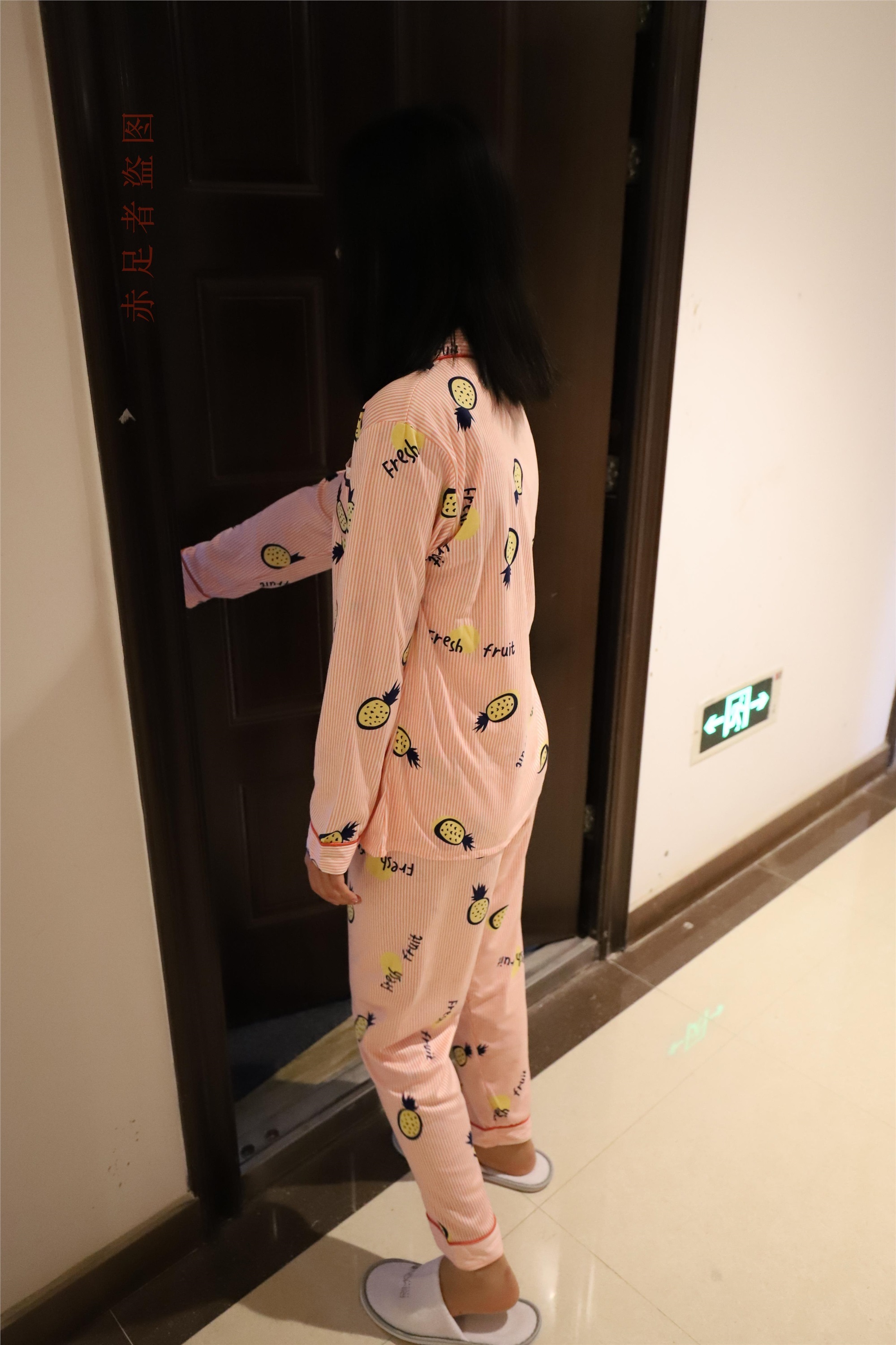 大西瓜套图 2018 6月活动模特2  尝试搭讪 短si 船袜1