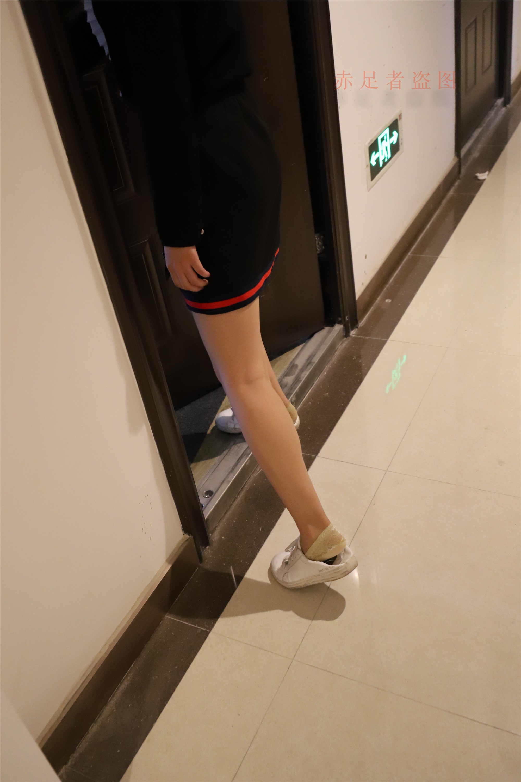 大西瓜套图 2018 6月活动模特2  尝试搭讪 短si 船袜1