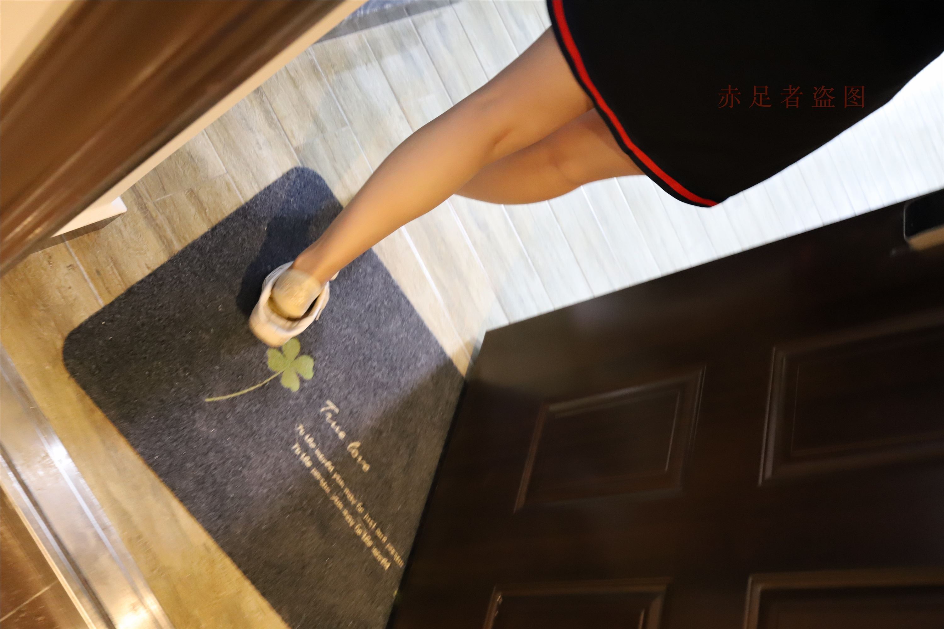 大西瓜套图 2018 6月活动模特2  尝试搭讪 短si 船袜1