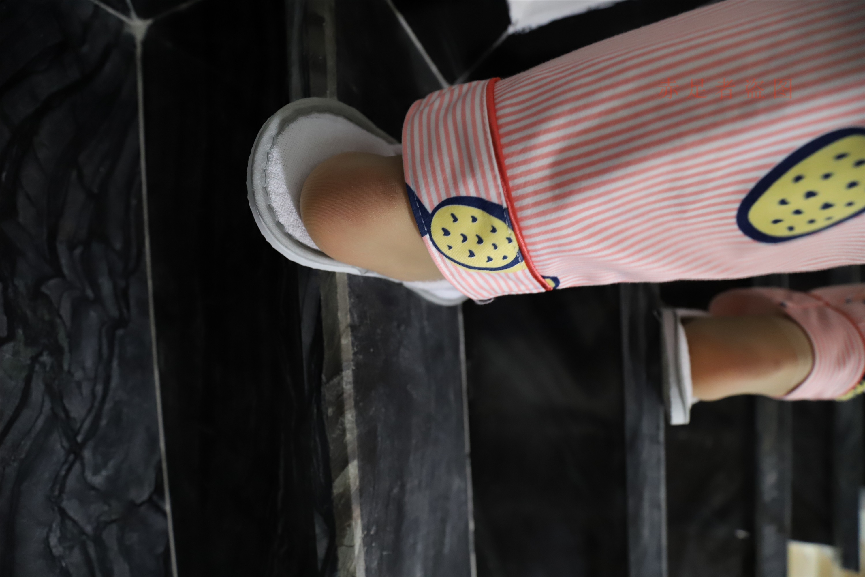 大西瓜套图 2018 6月活动模特2  尝试搭讪 短si 船袜1