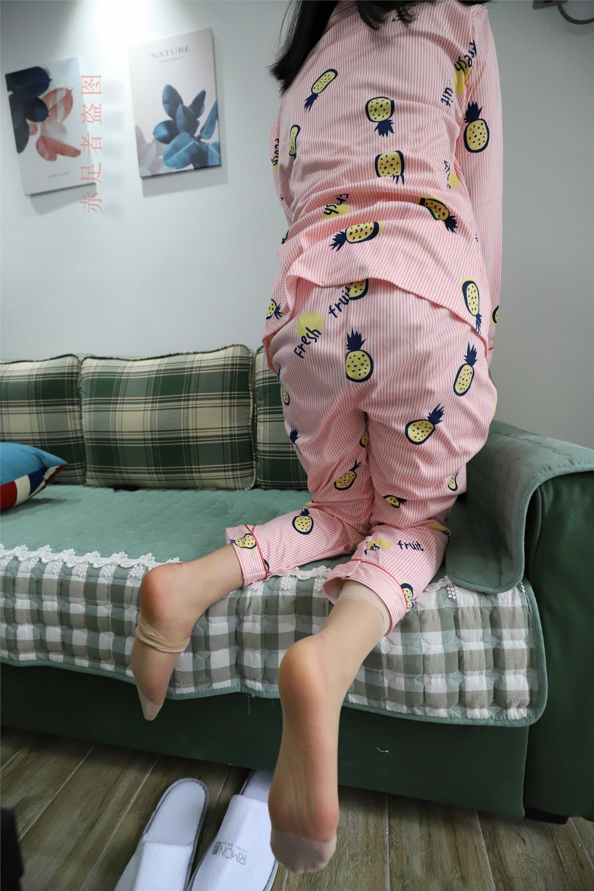 大西瓜套图 2018 6月活动模特2  尝试搭讪 短si 船袜1