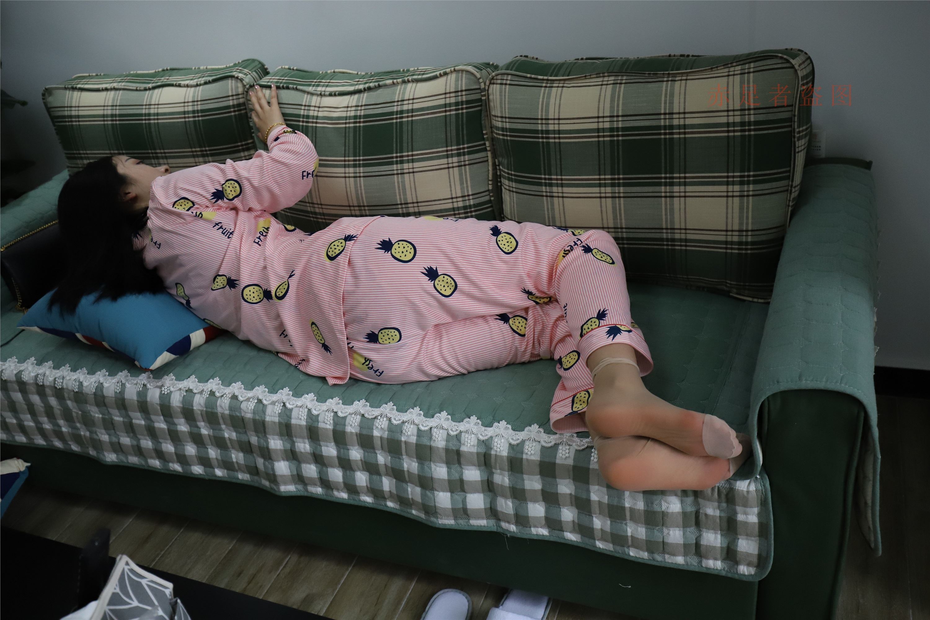 大西瓜套图 2018 6月活动模特2  尝试搭讪 短si 船袜1