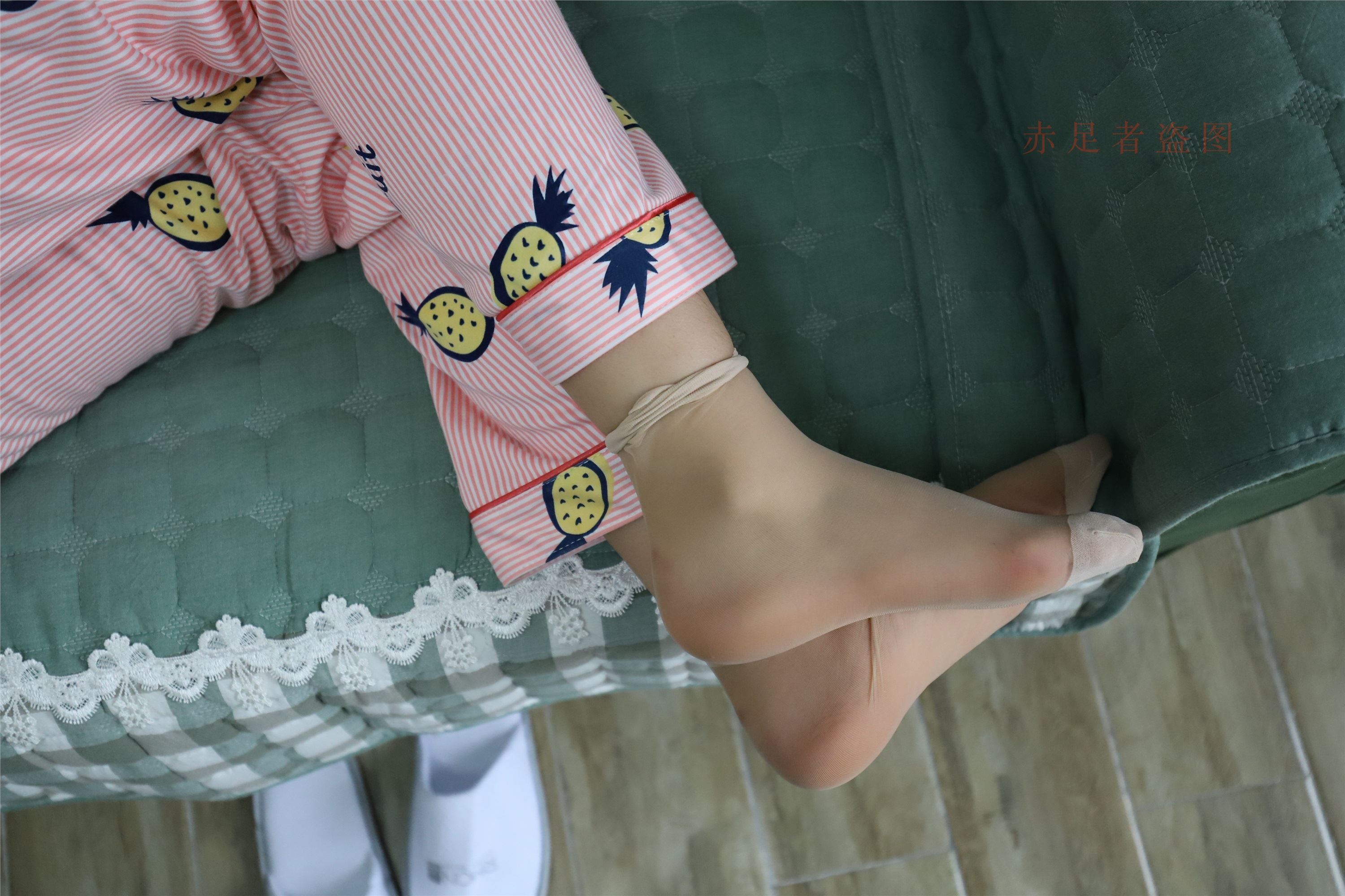 大西瓜套图 2018 6月活动模特2  尝试搭讪 短si 船袜1