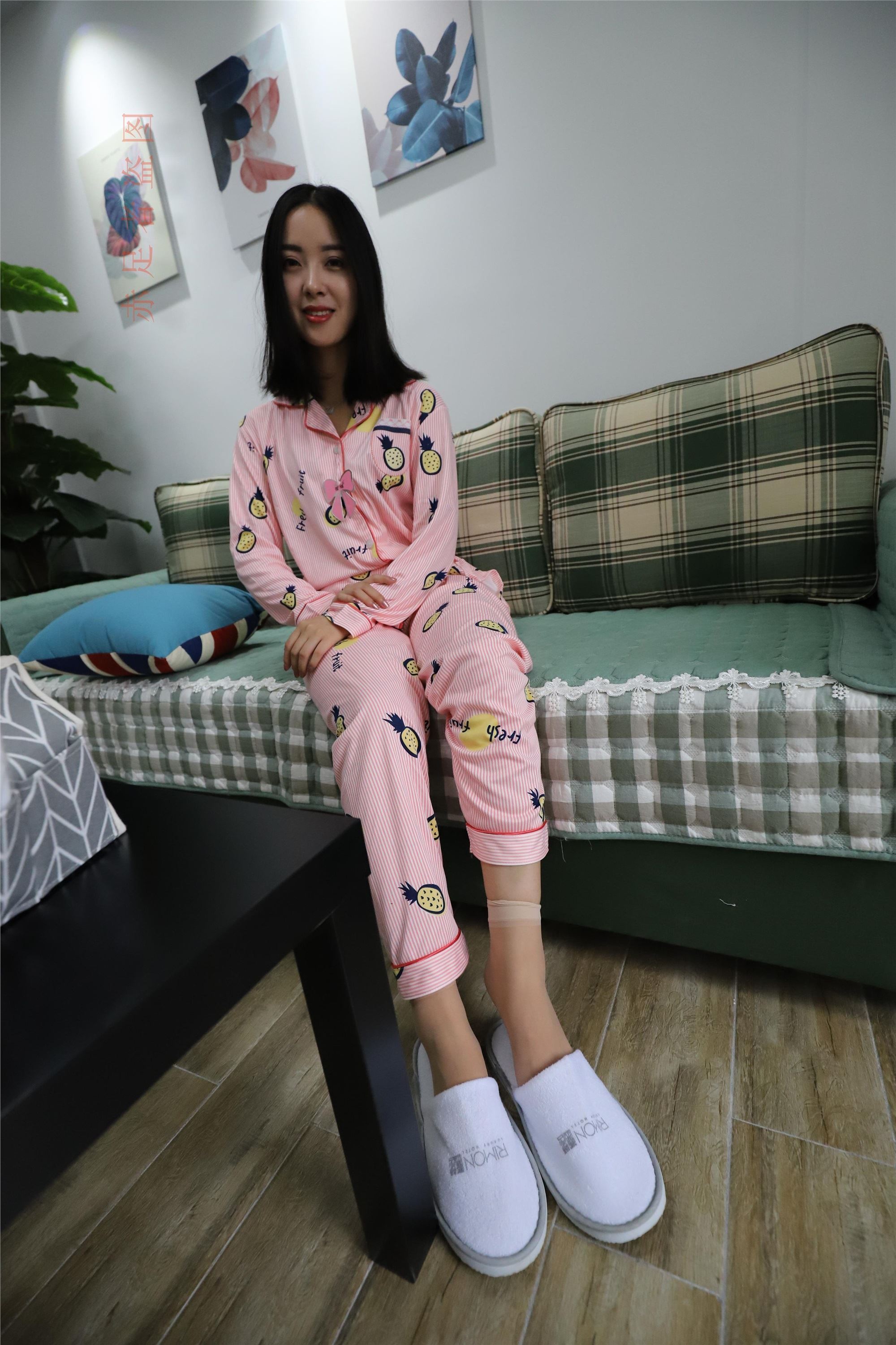 大西瓜套图 2018 6月活动模特2  尝试搭讪 短si 船袜1