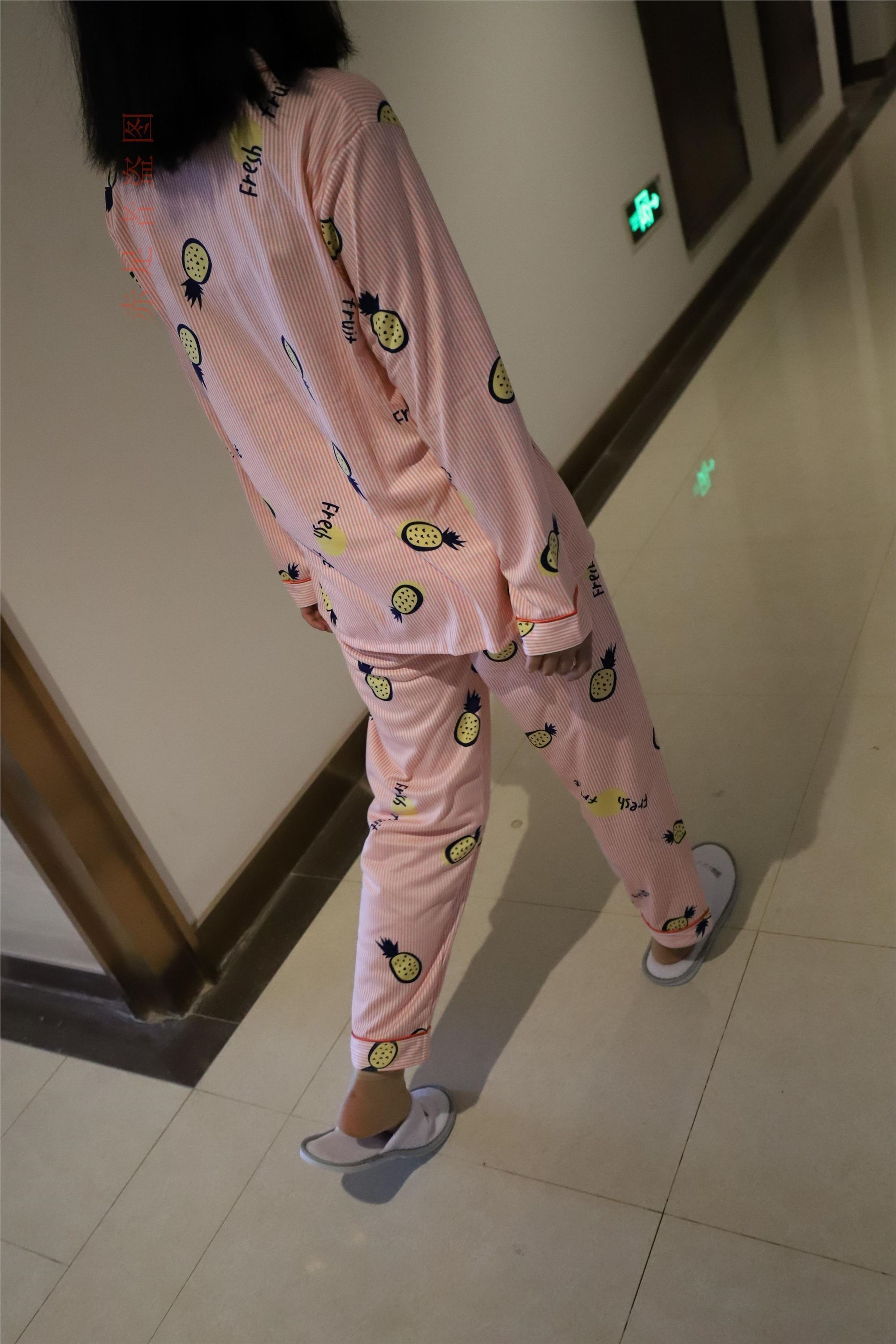 大西瓜套图 2018 6月活动模特2  尝试搭讪 短si 船袜2