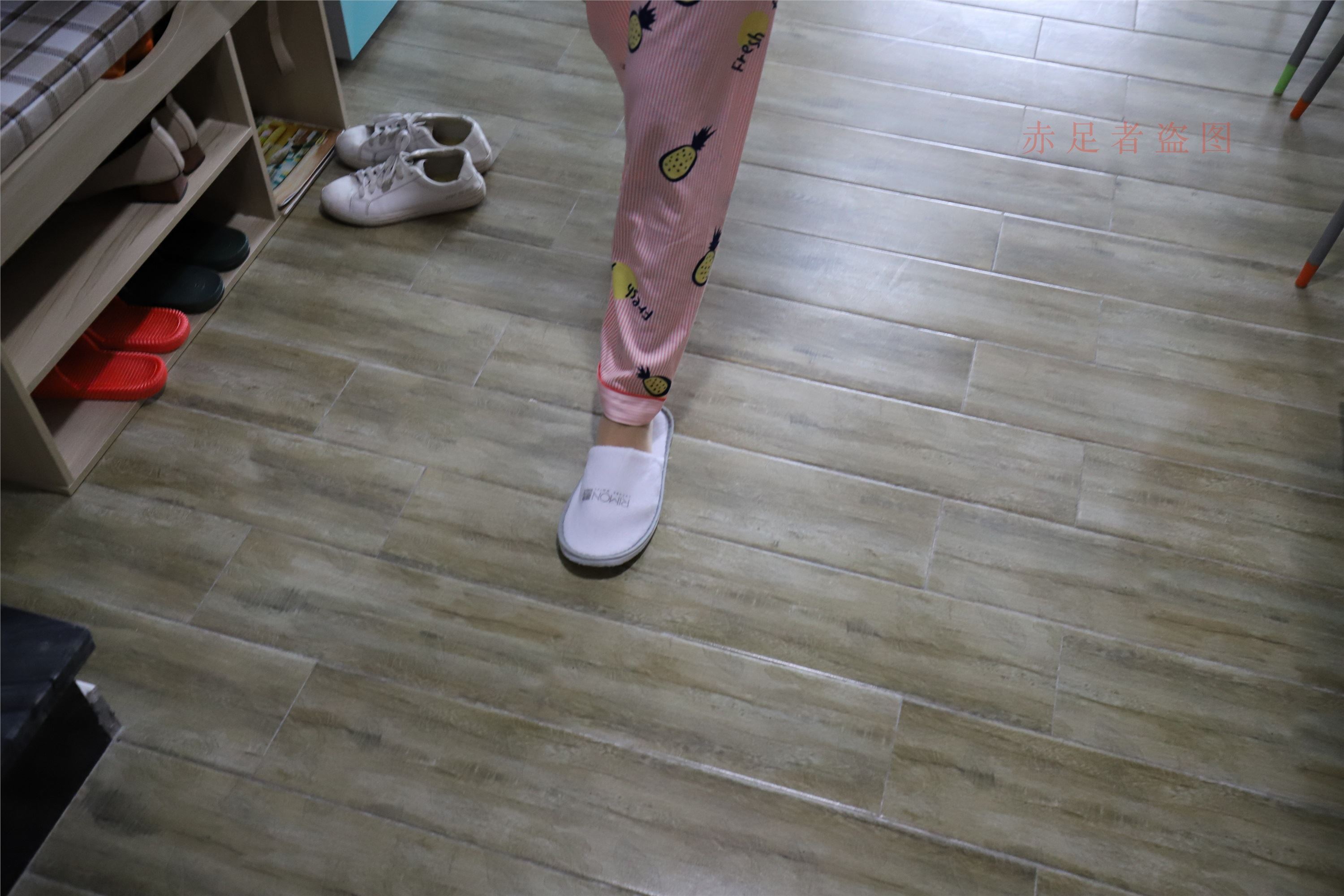 大西瓜套图 2018 6月活动模特2  尝试搭讪 短si 船袜2