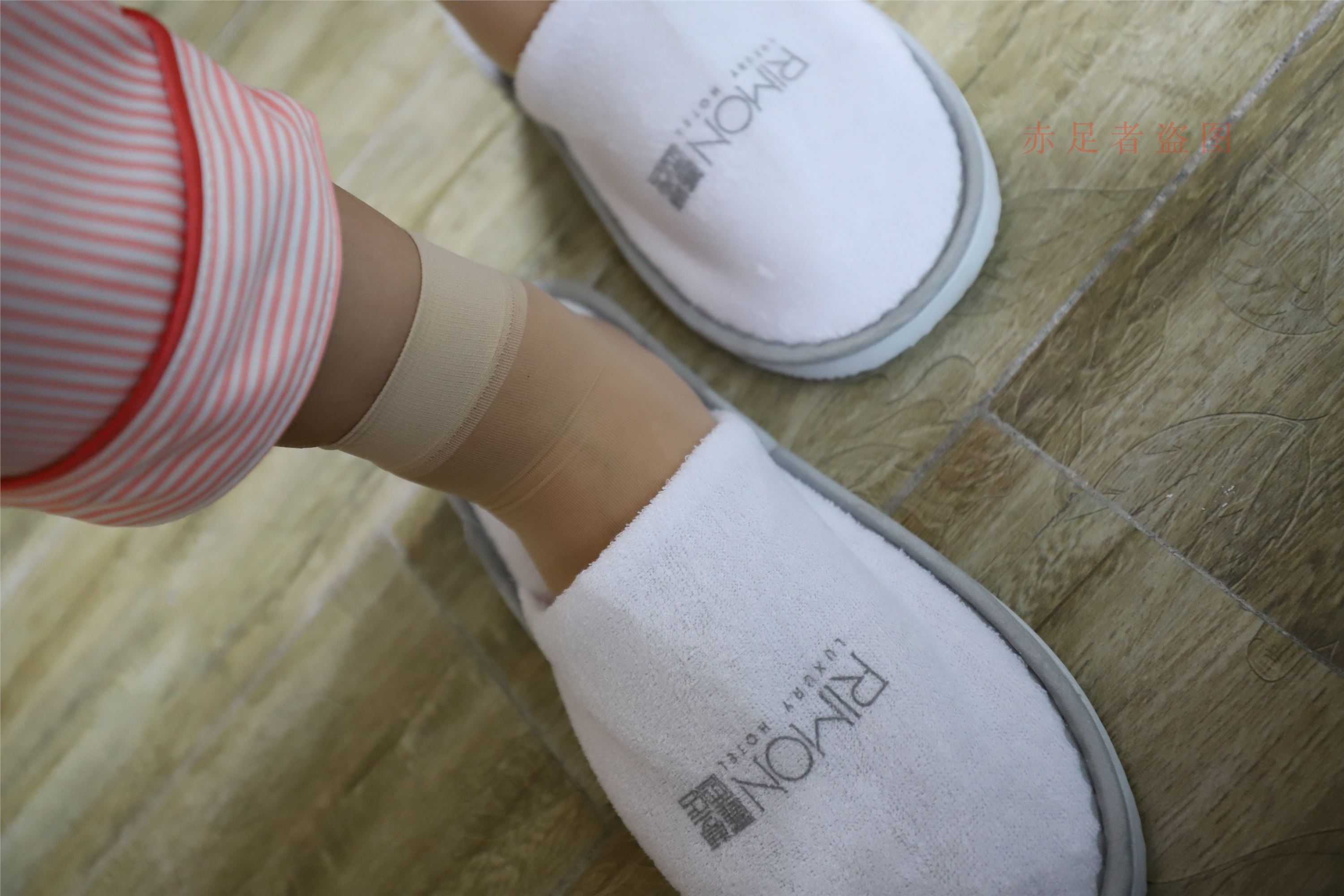 大西瓜套图 2018 6月活动模特2  尝试搭讪 短si 船袜2