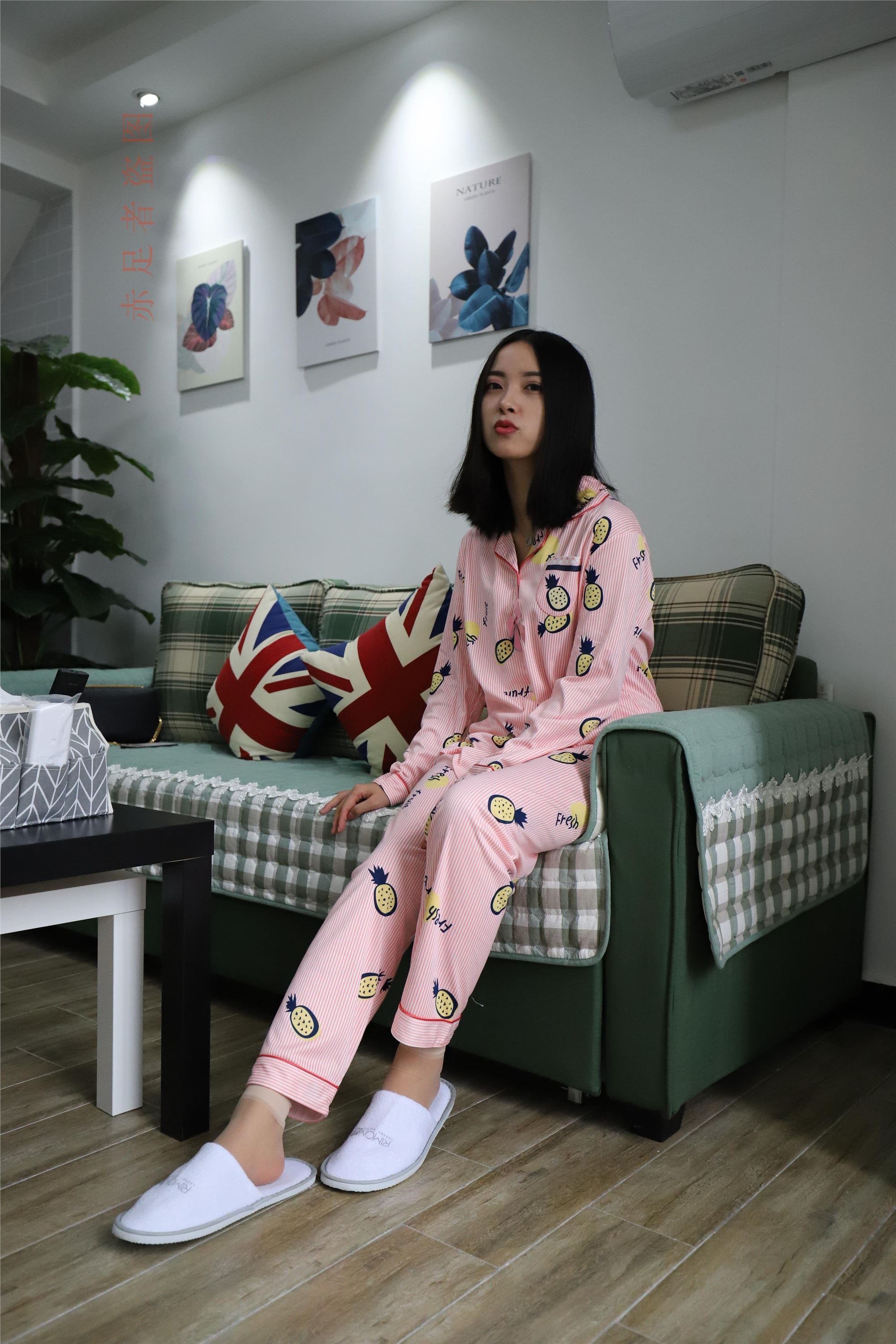 大西瓜套图 2018 6月活动模特2  尝试搭讪 短si 船袜2