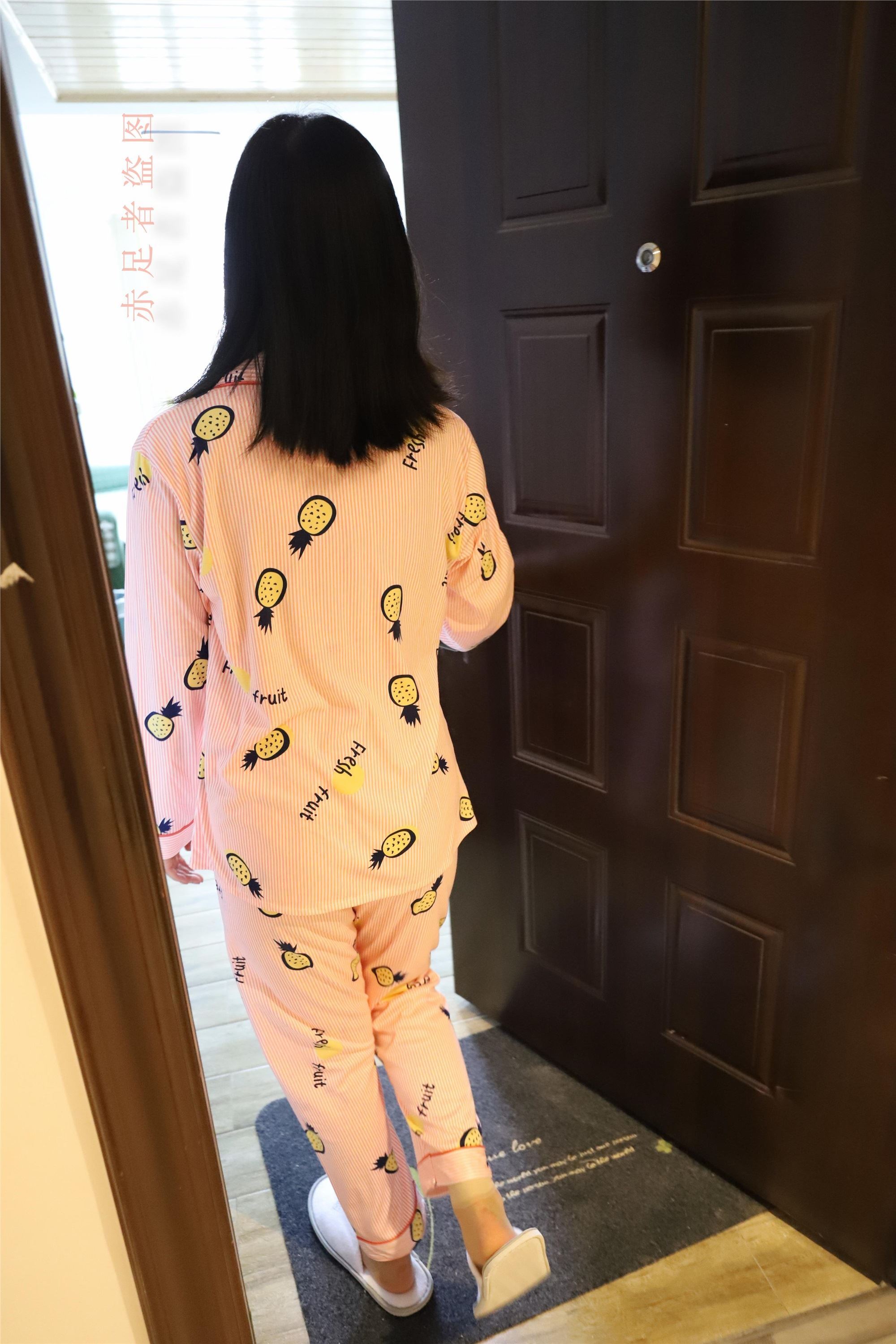 大西瓜套图 2018 6月活动模特2  尝试搭讪 短si 船袜2