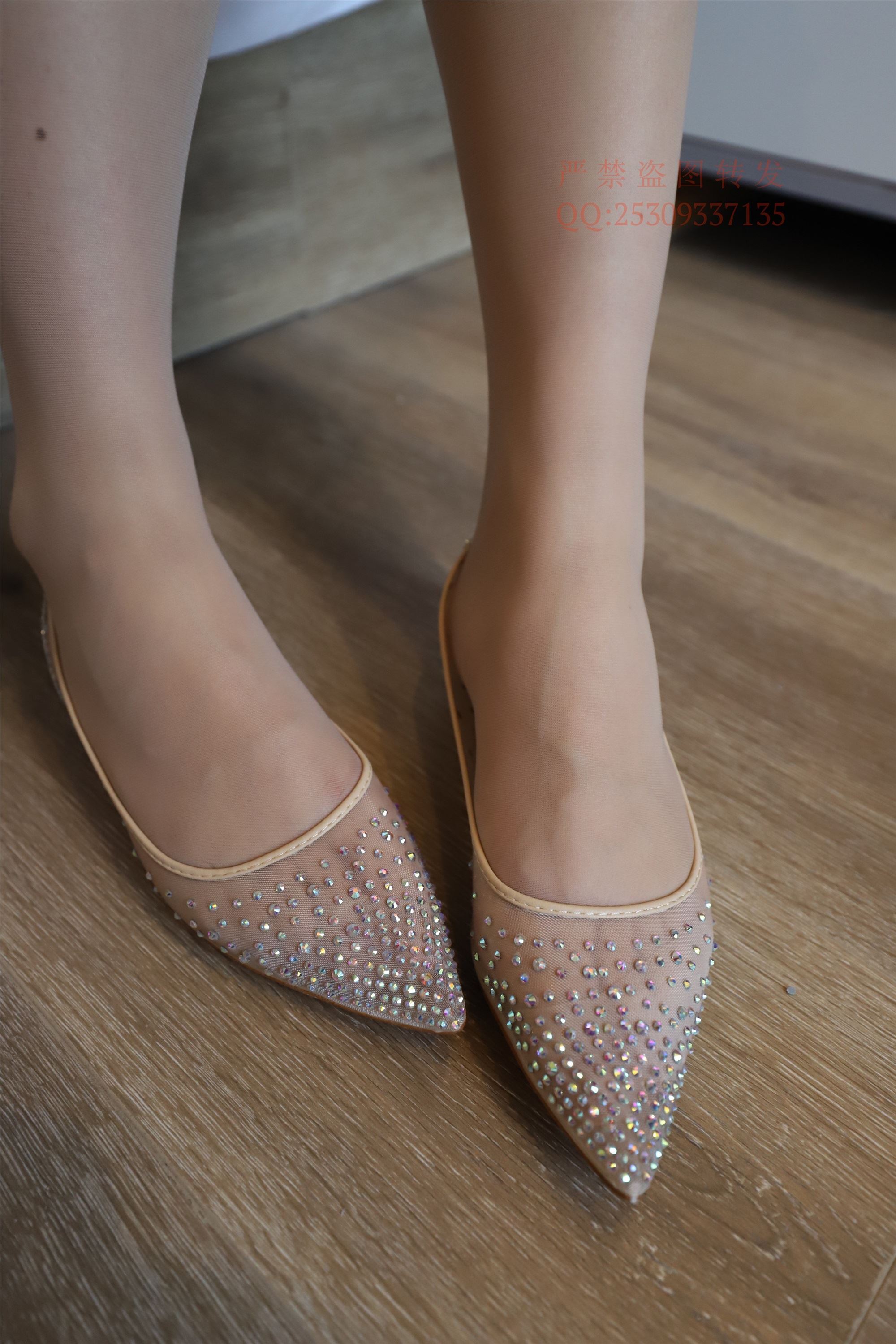 大西瓜套图 2018 7.8月活动模特一服务员户外肉si1