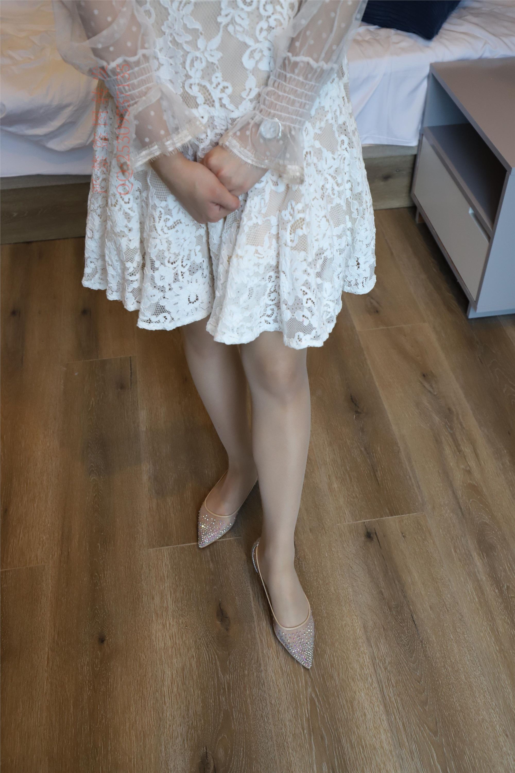 大西瓜套图 2018 7.8月活动模特一服务员户外肉si1