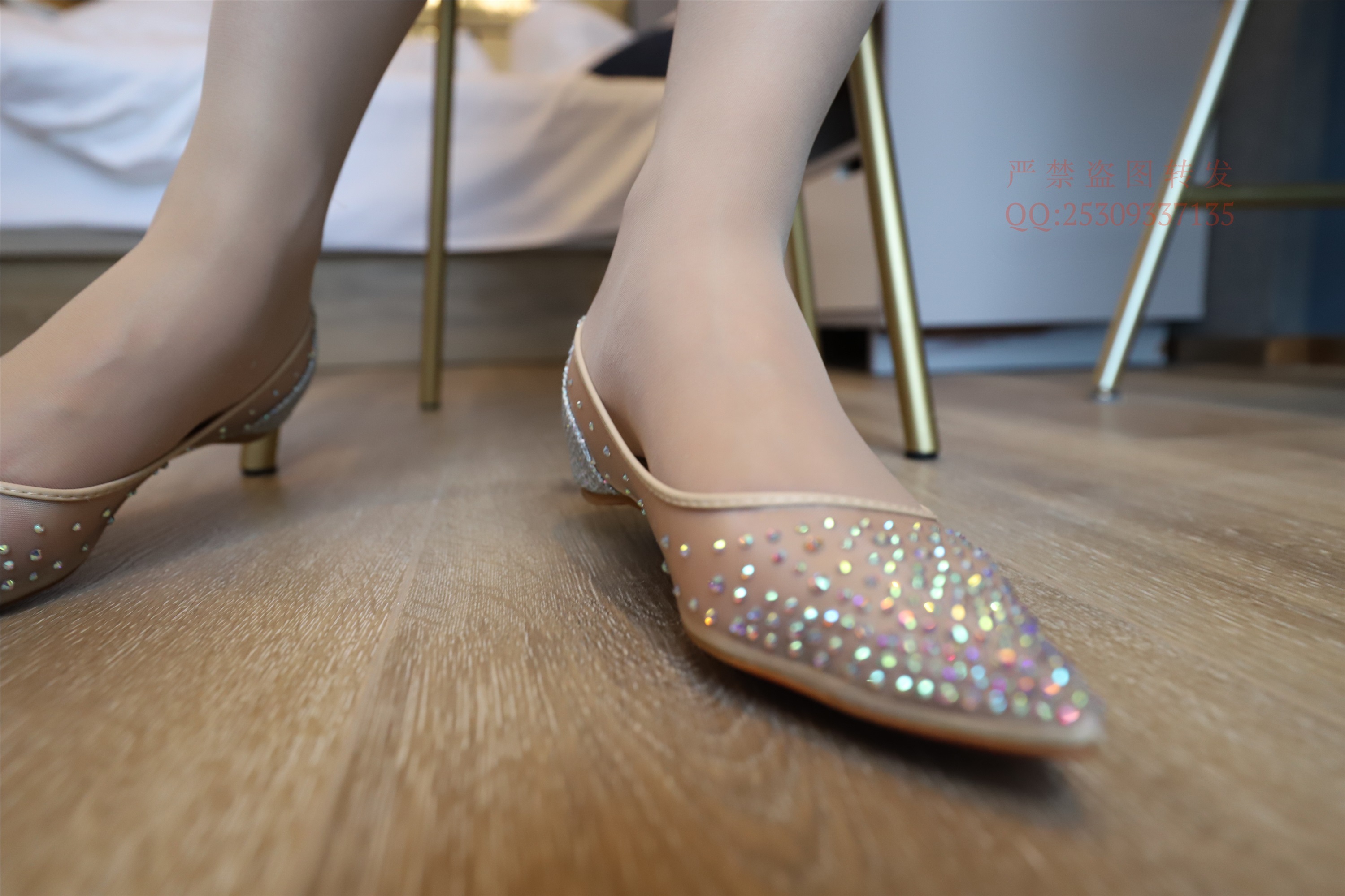 大西瓜套图 2018 7.8月活动模特一服务员户外肉si1