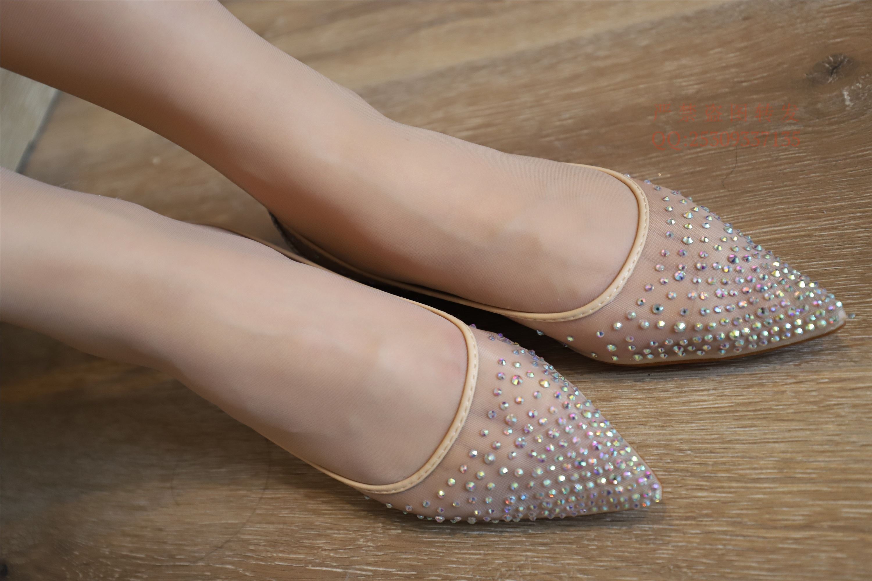 大西瓜套图 2018 7.8月活动模特一服务员户外肉si1