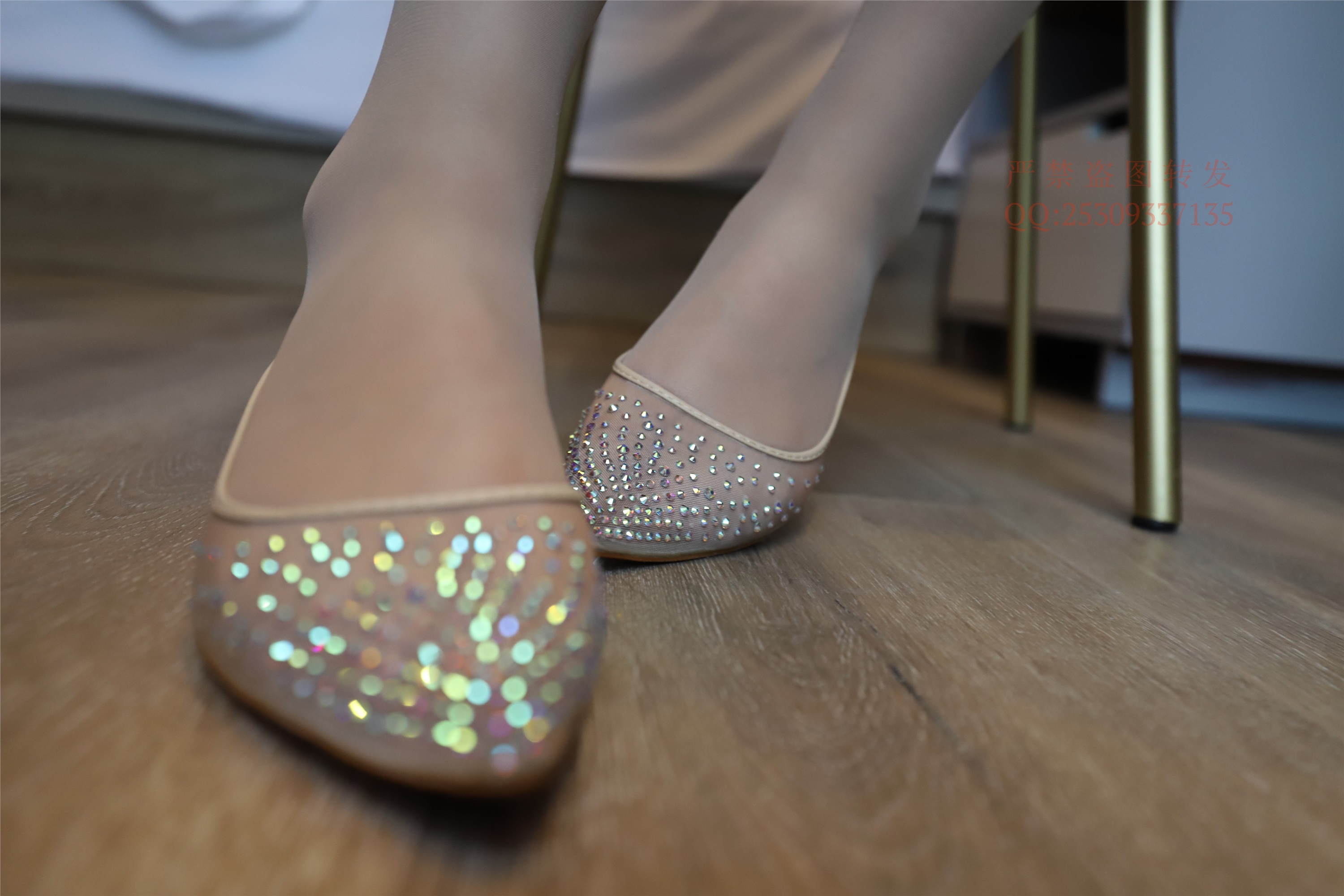 大西瓜套图 2018 7.8月活动模特一服务员户外肉si1