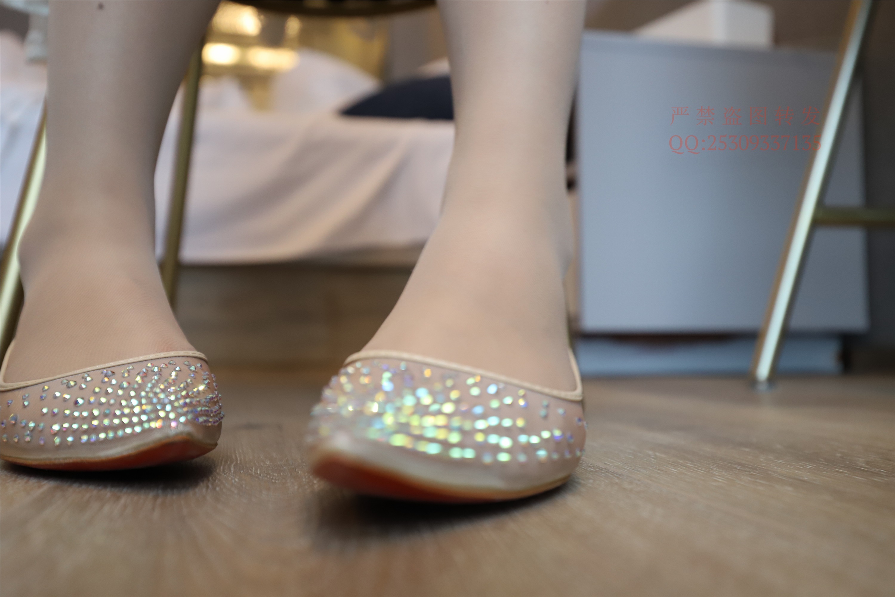 大西瓜套图 2018 7.8月活动模特一服务员户外肉si1