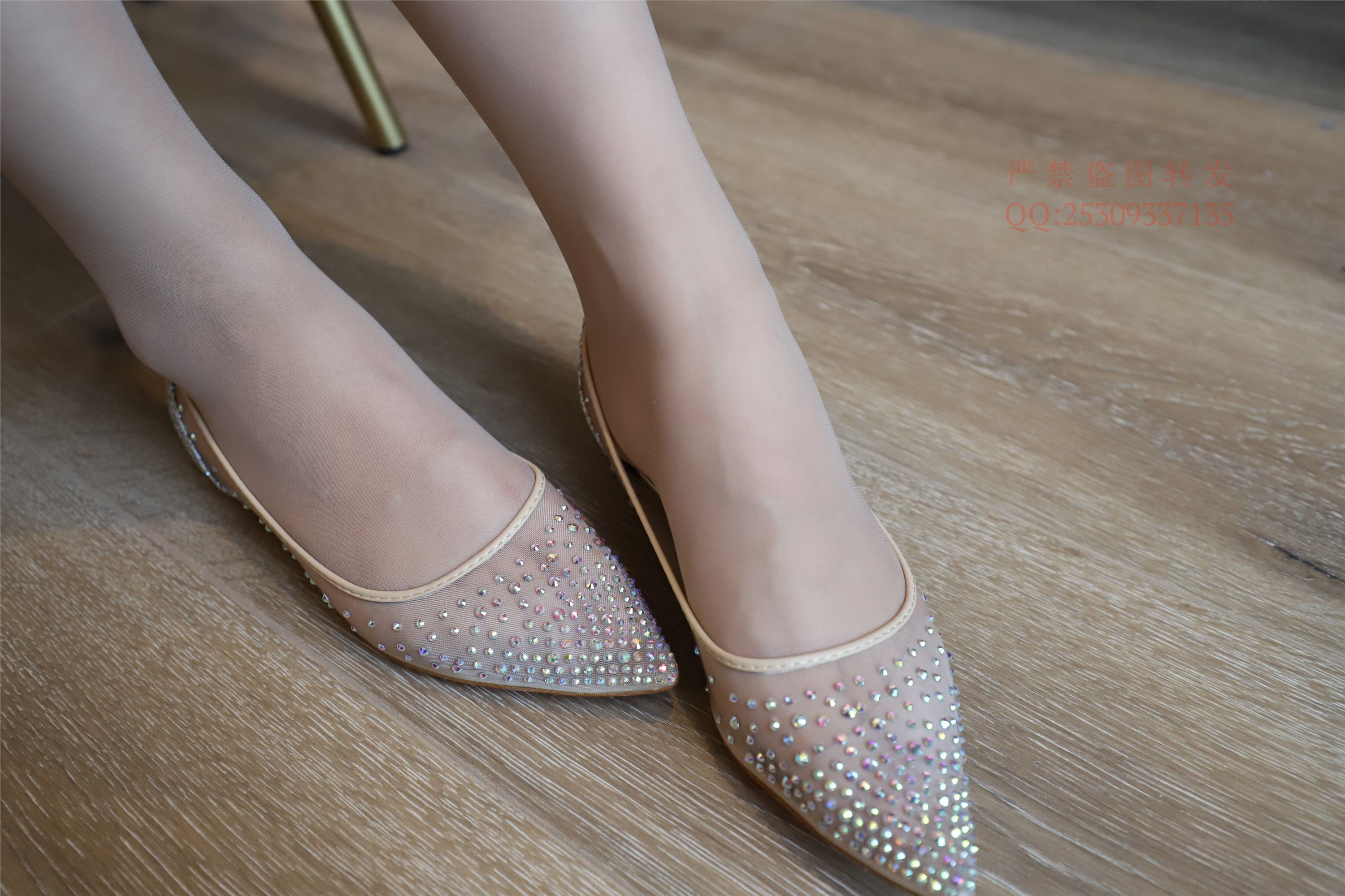 大西瓜套图 2018 7.8月活动模特一服务员户外肉si1