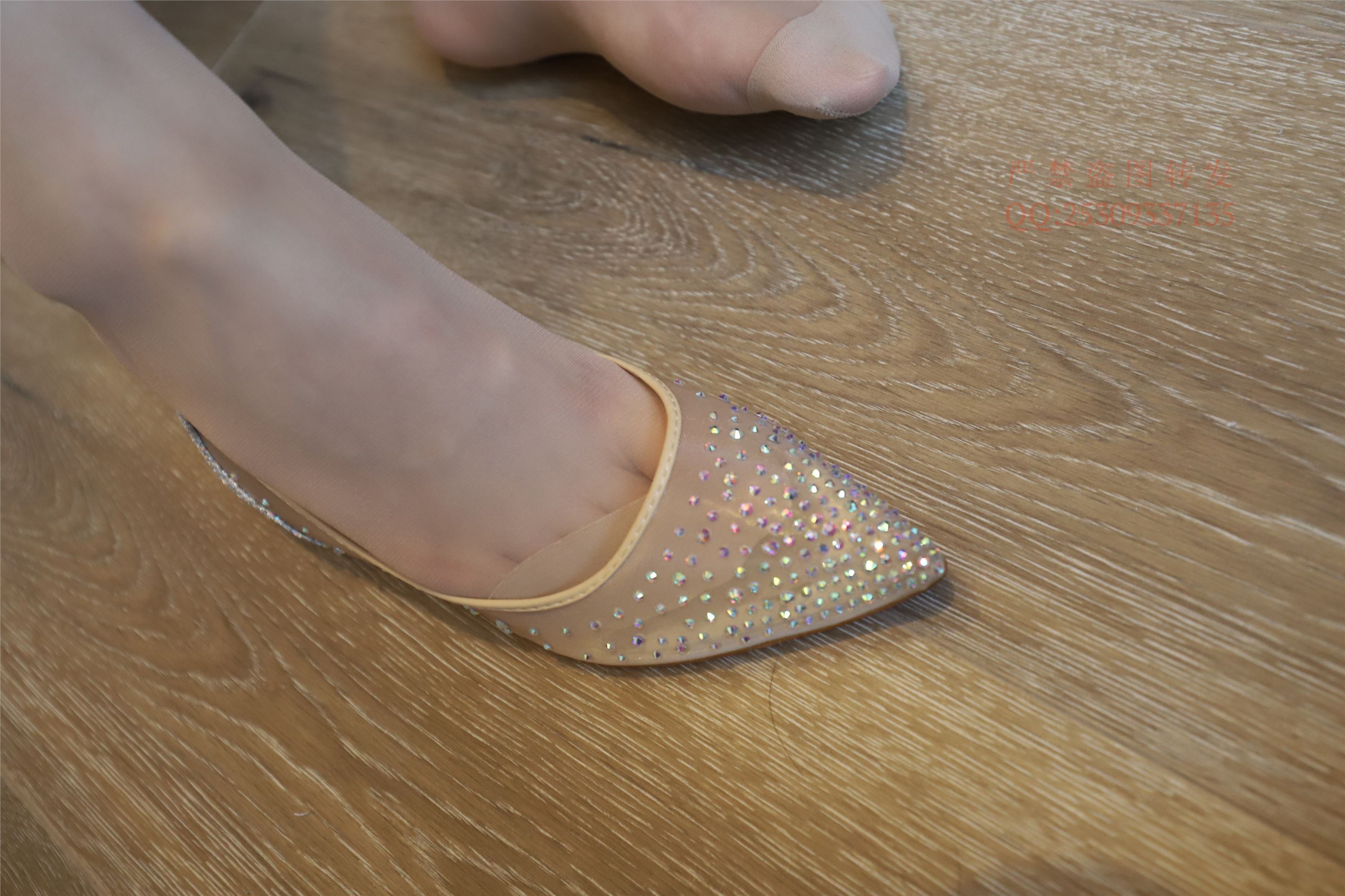 大西瓜套图 2018 7.8月活动模特一服务员户外肉si1