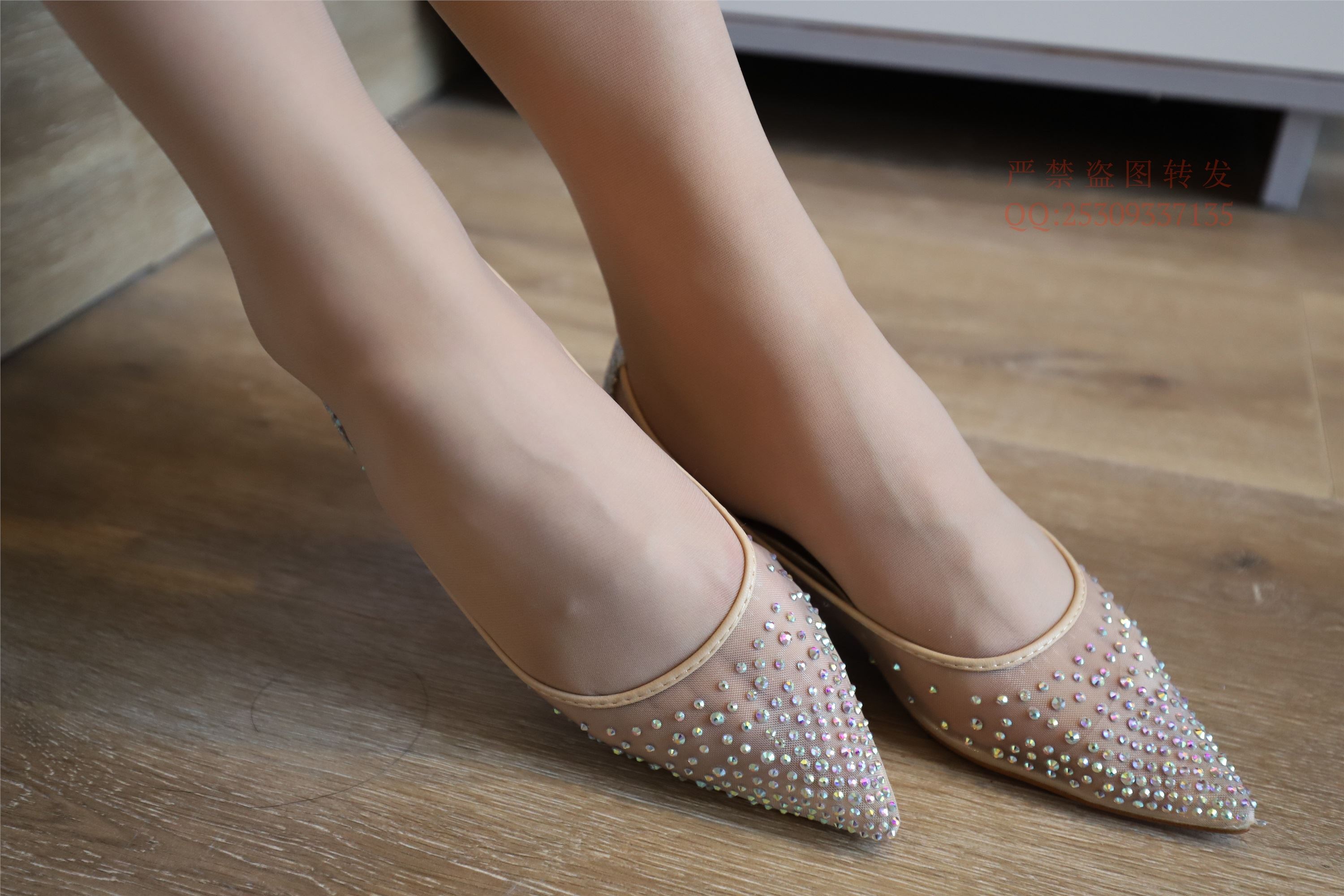 大西瓜套图 2018 7.8月活动模特一服务员户外肉si1