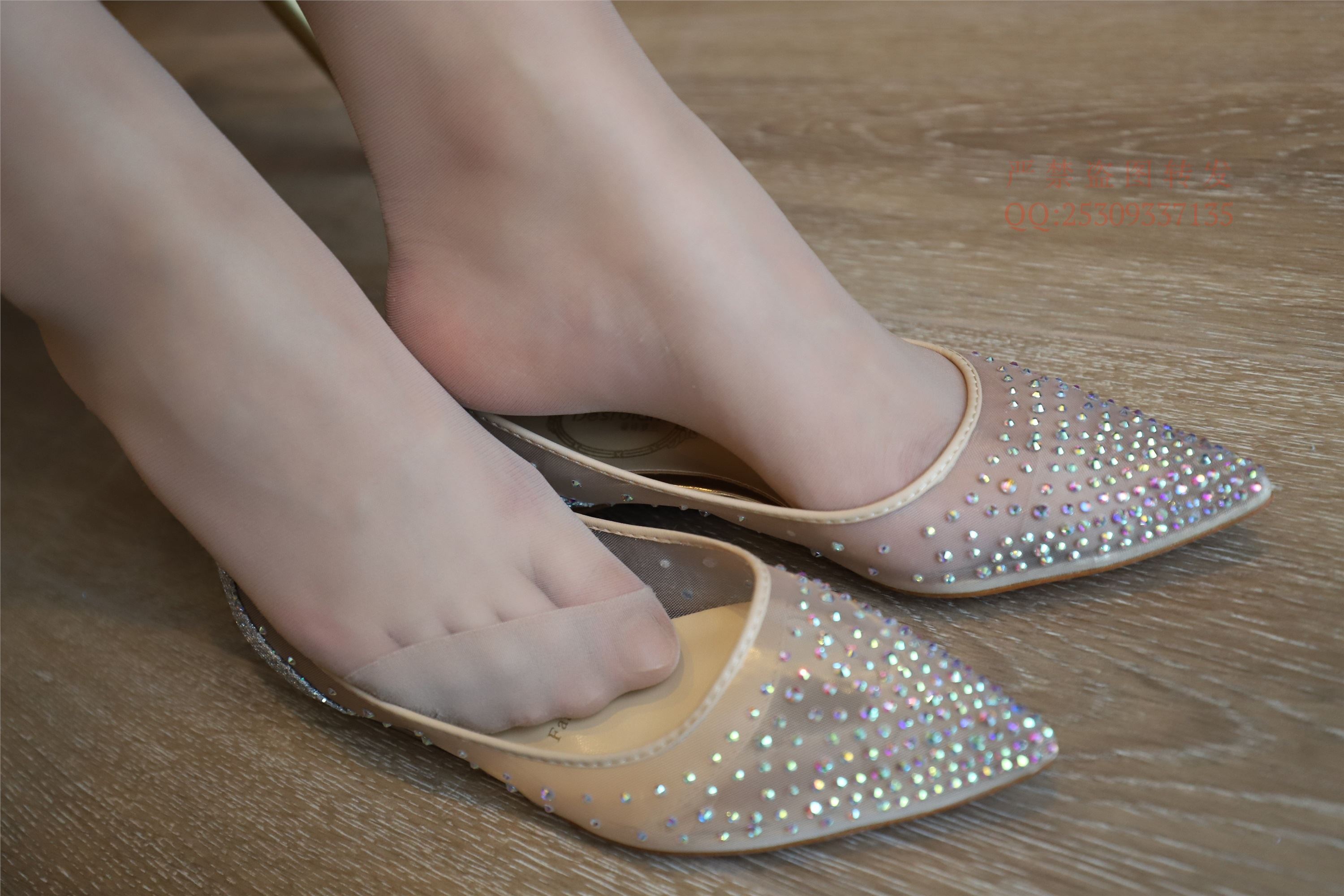 大西瓜套图 2018 7.8月活动模特一服务员户外肉si1