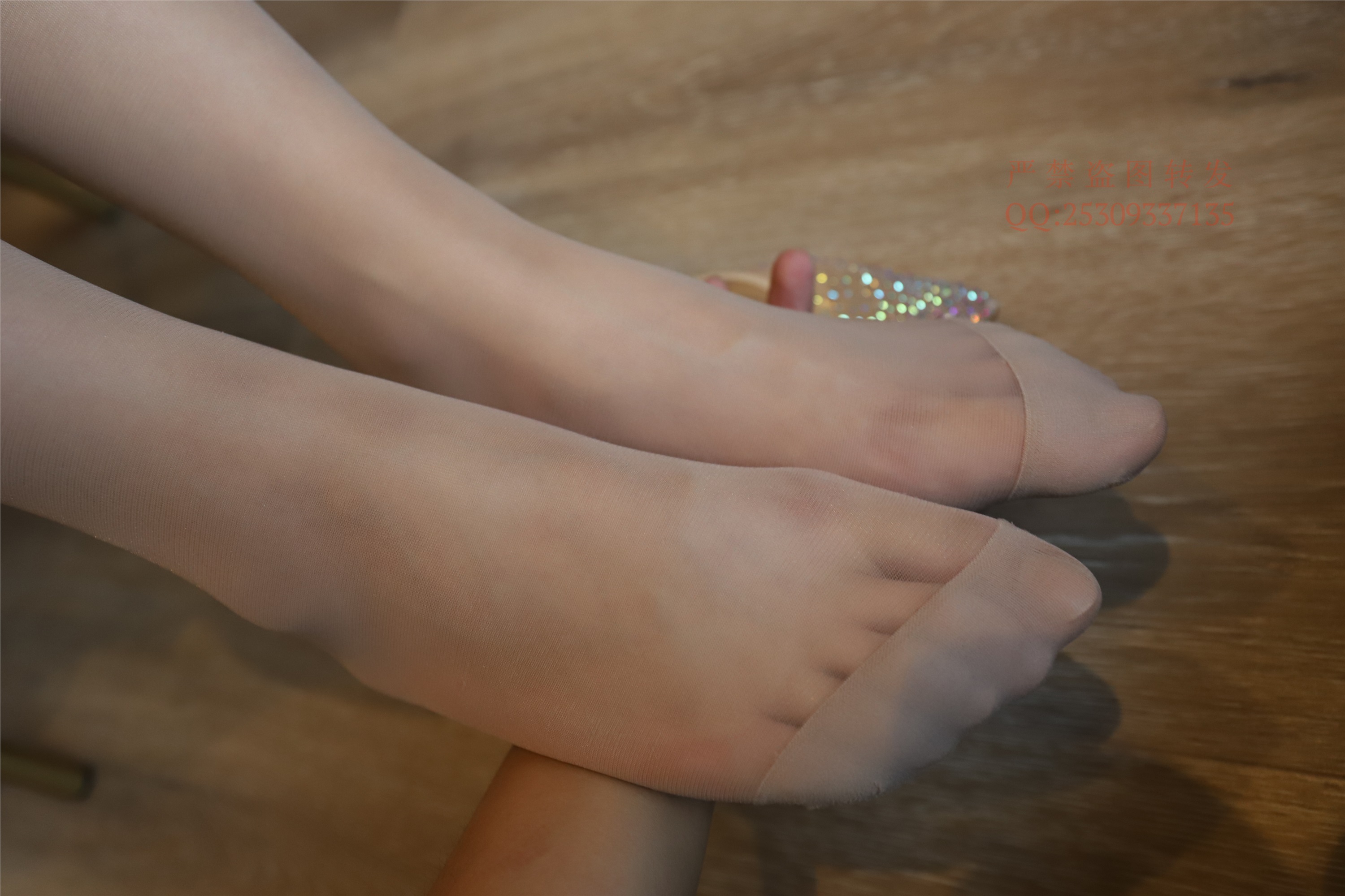 大西瓜套图 2018 7.8月活动模特一服务员户外肉si2