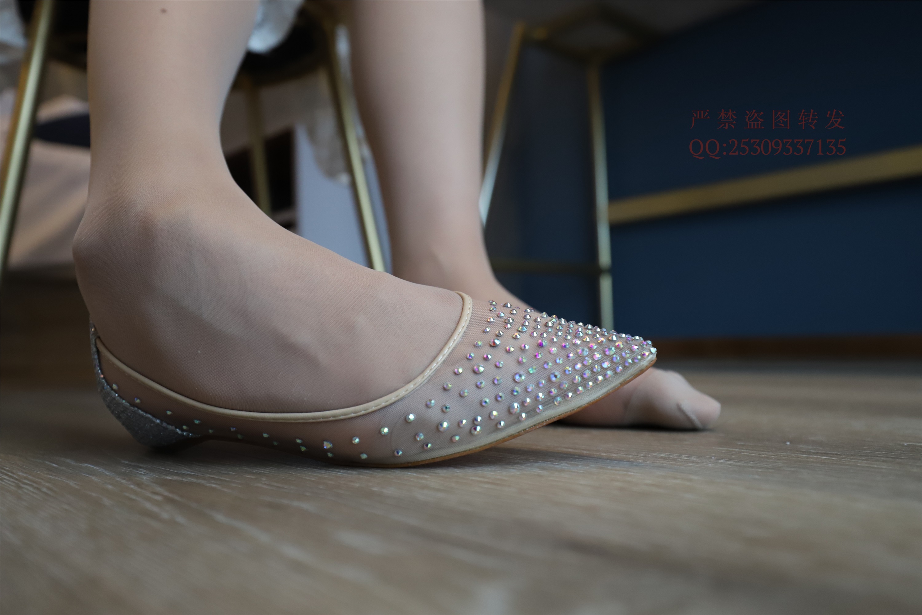 大西瓜套图 2018 7.8月活动模特一服务员户外肉si2