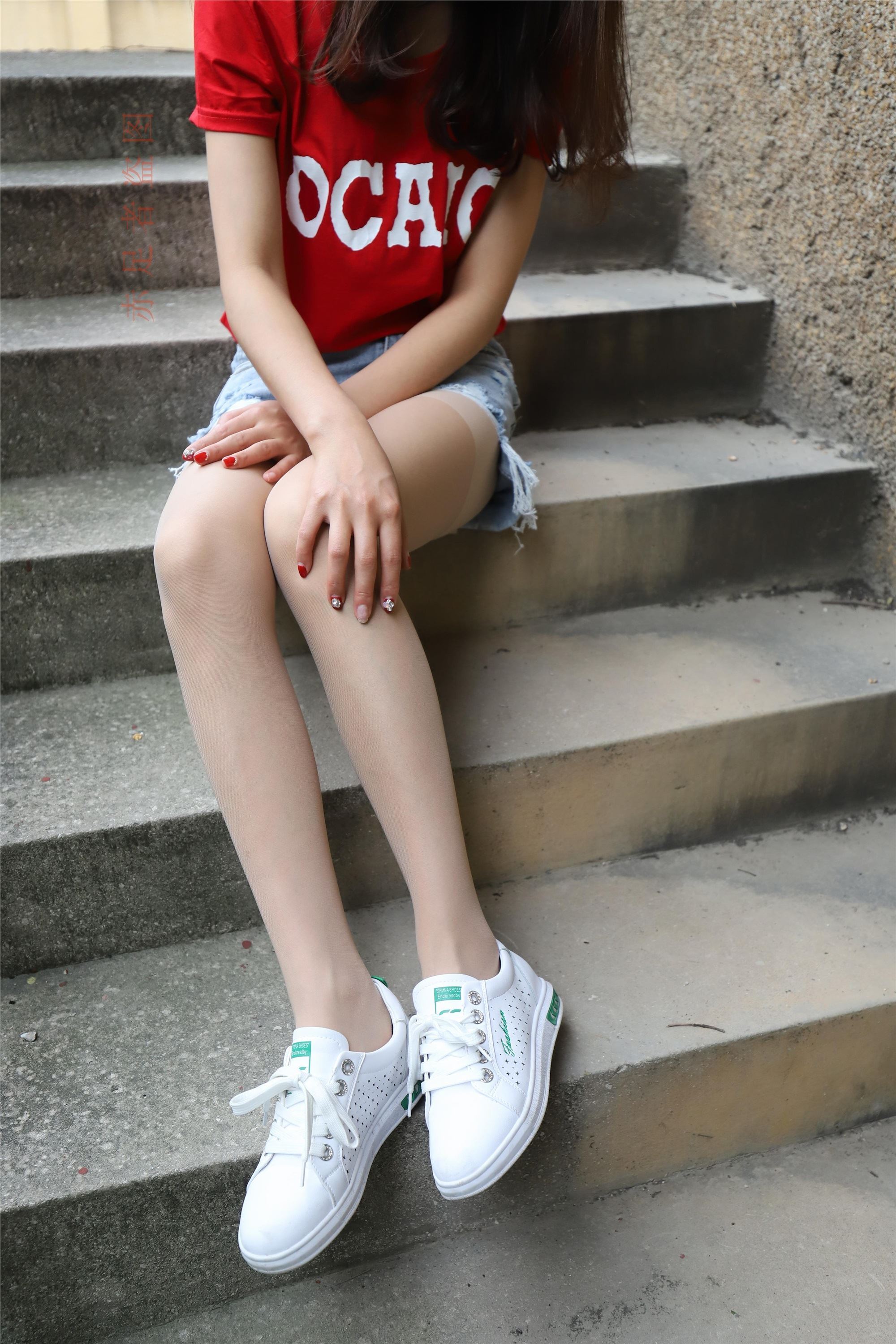 大西瓜套图 2018 6月活动模特1   长si 船袜(两套）1